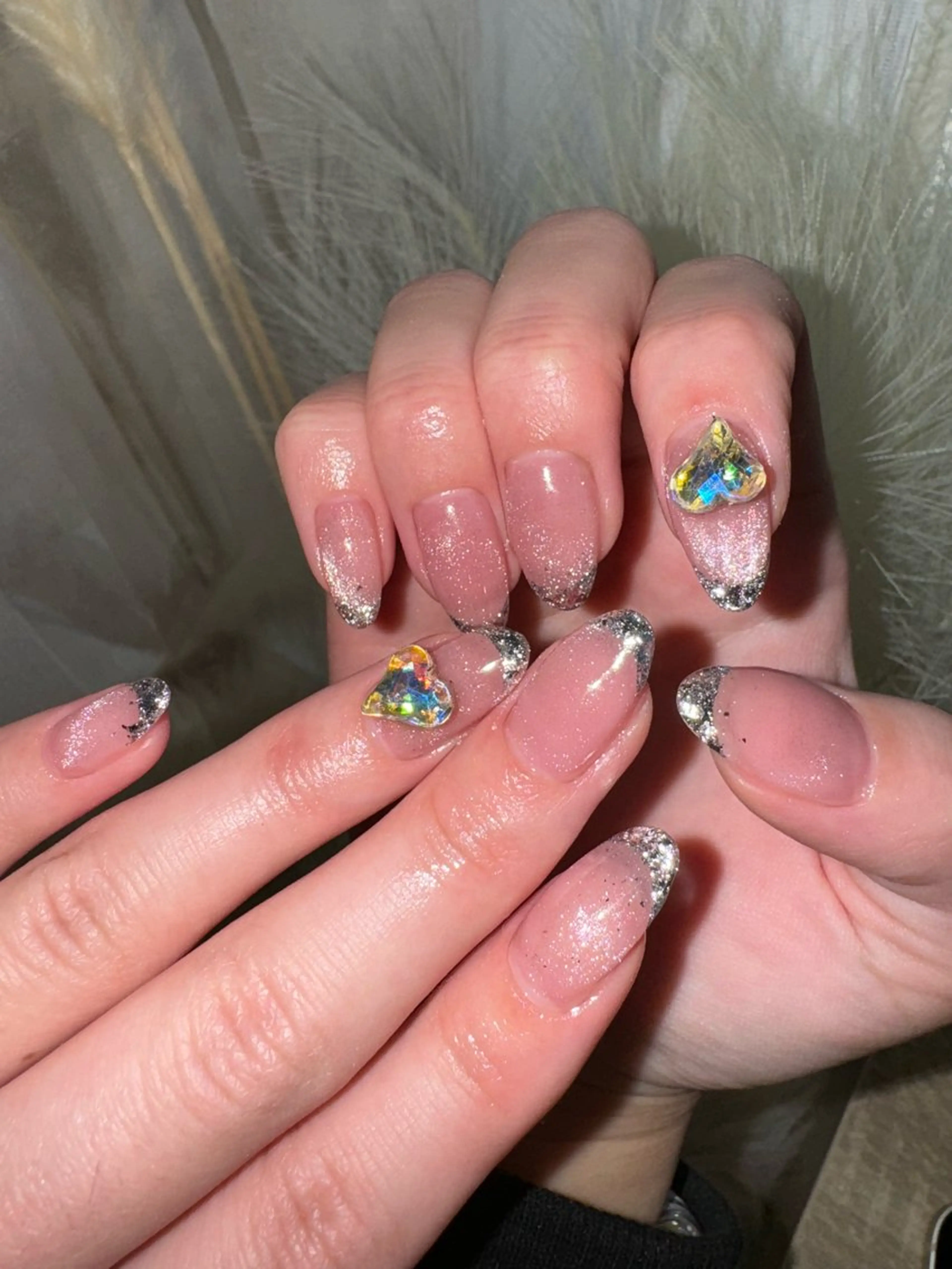 ネイル フレンチネイル ジェルネイル ガラスフレンチ キラキラネイル 韓国ネイル ハンドネイル flowers nailのネイルデザイン