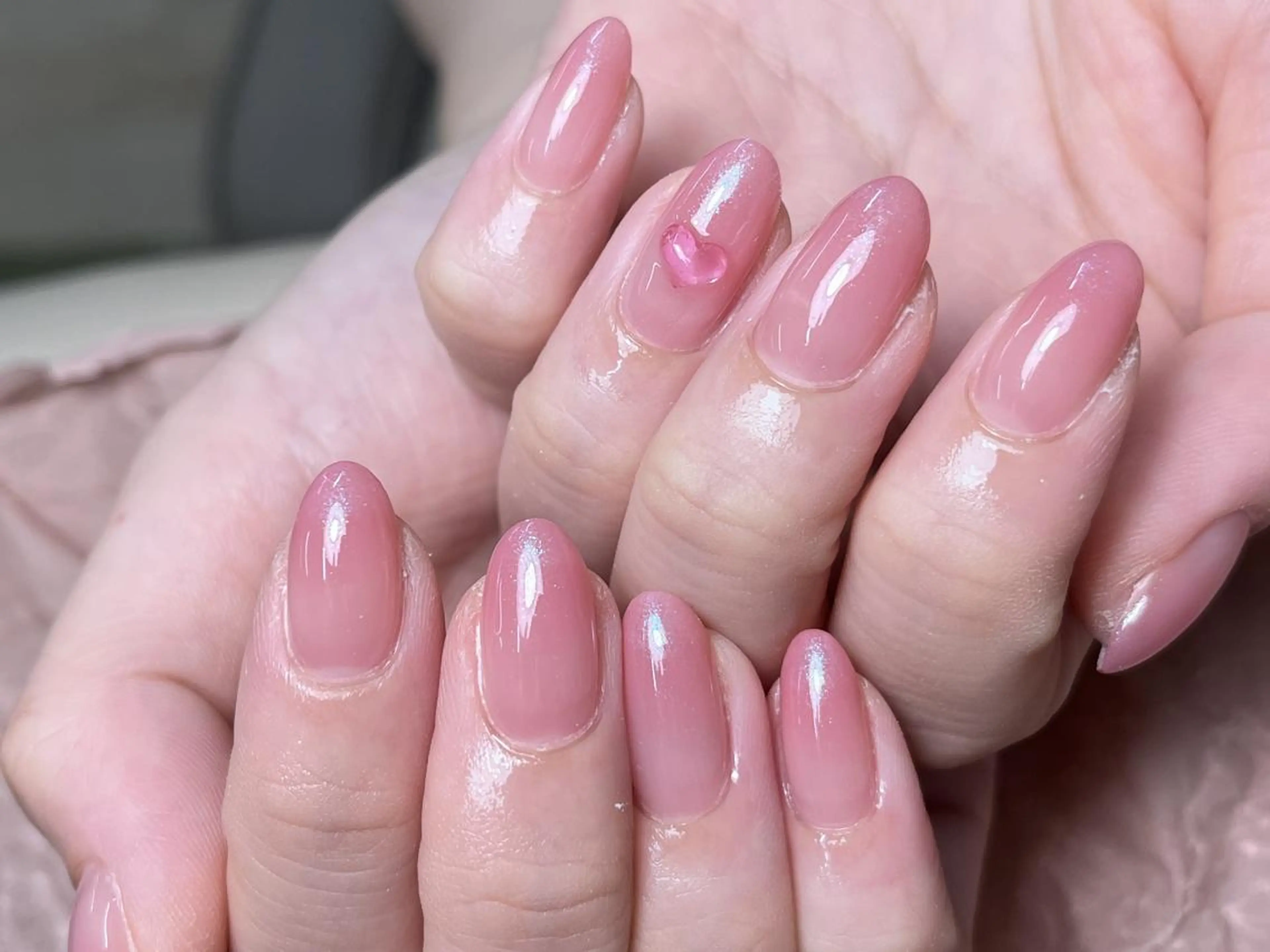 ネイル ハンドネイル ハンドケア ToliyDeliy Keilyのネイルデザイン