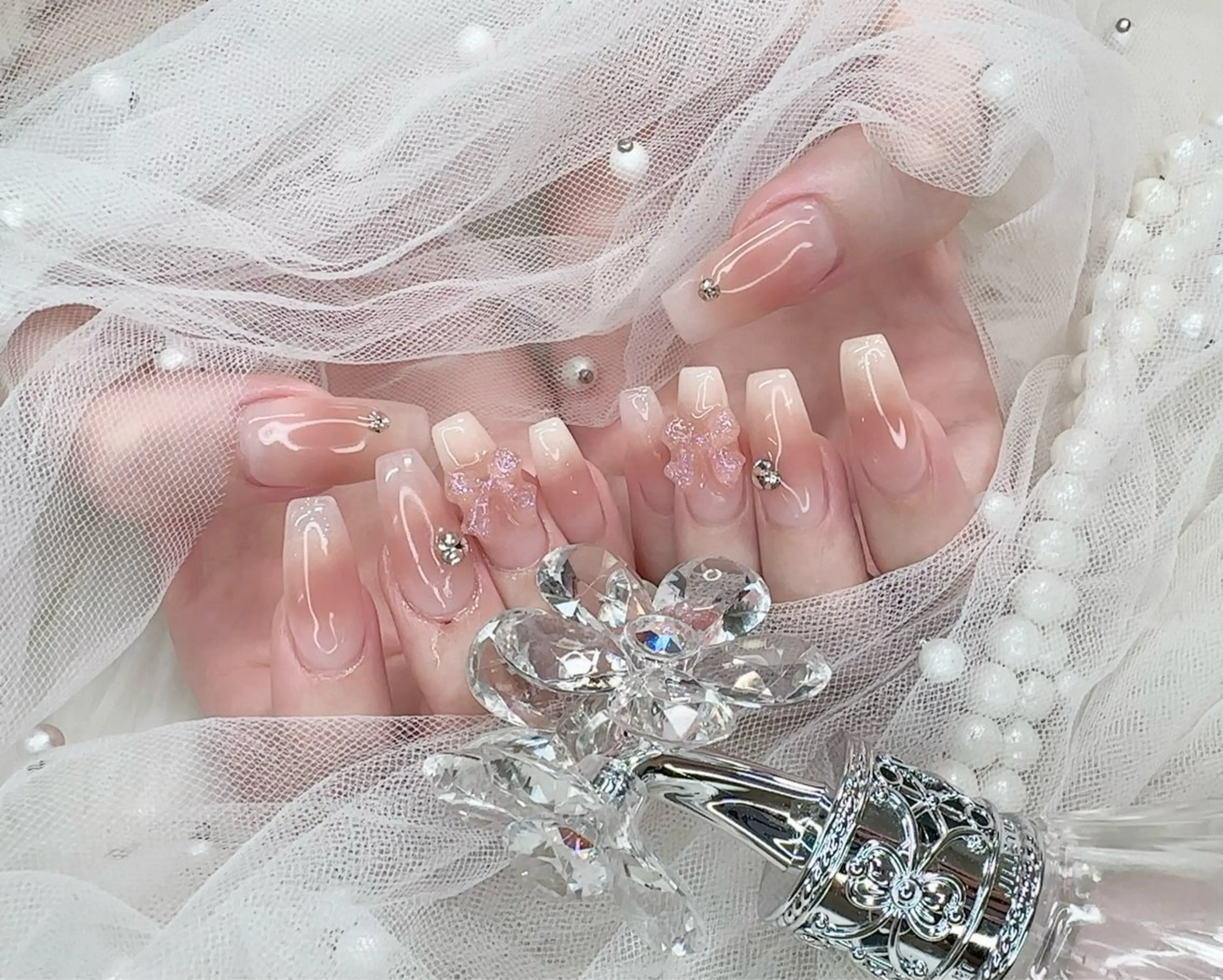 ネイル R nailsalon所属・R salonのネイルデザイン