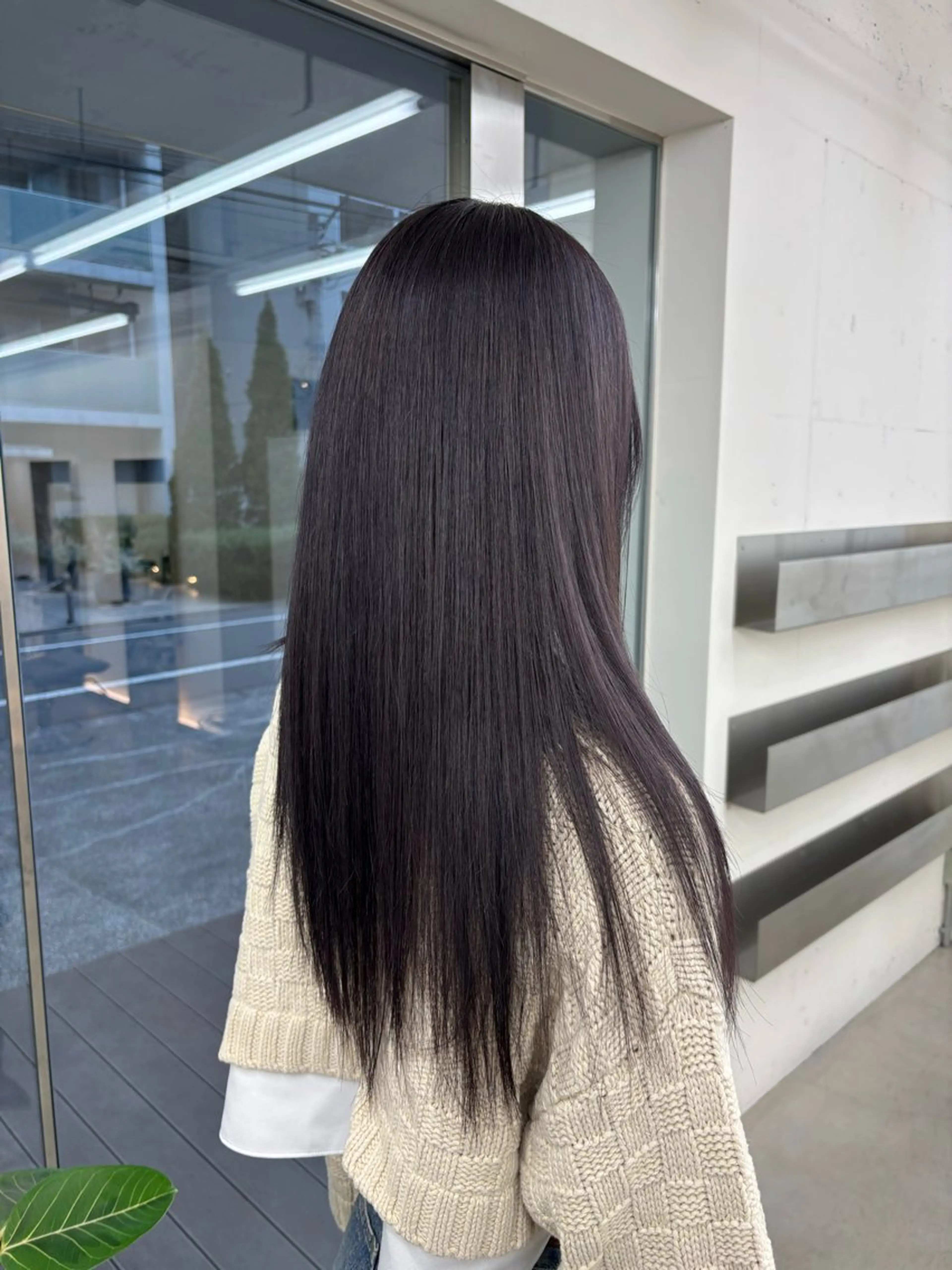 ロング カラー 透明感カラー 暗髪／艶髪／渋谷/ モモカ🎀のヘアスタイル