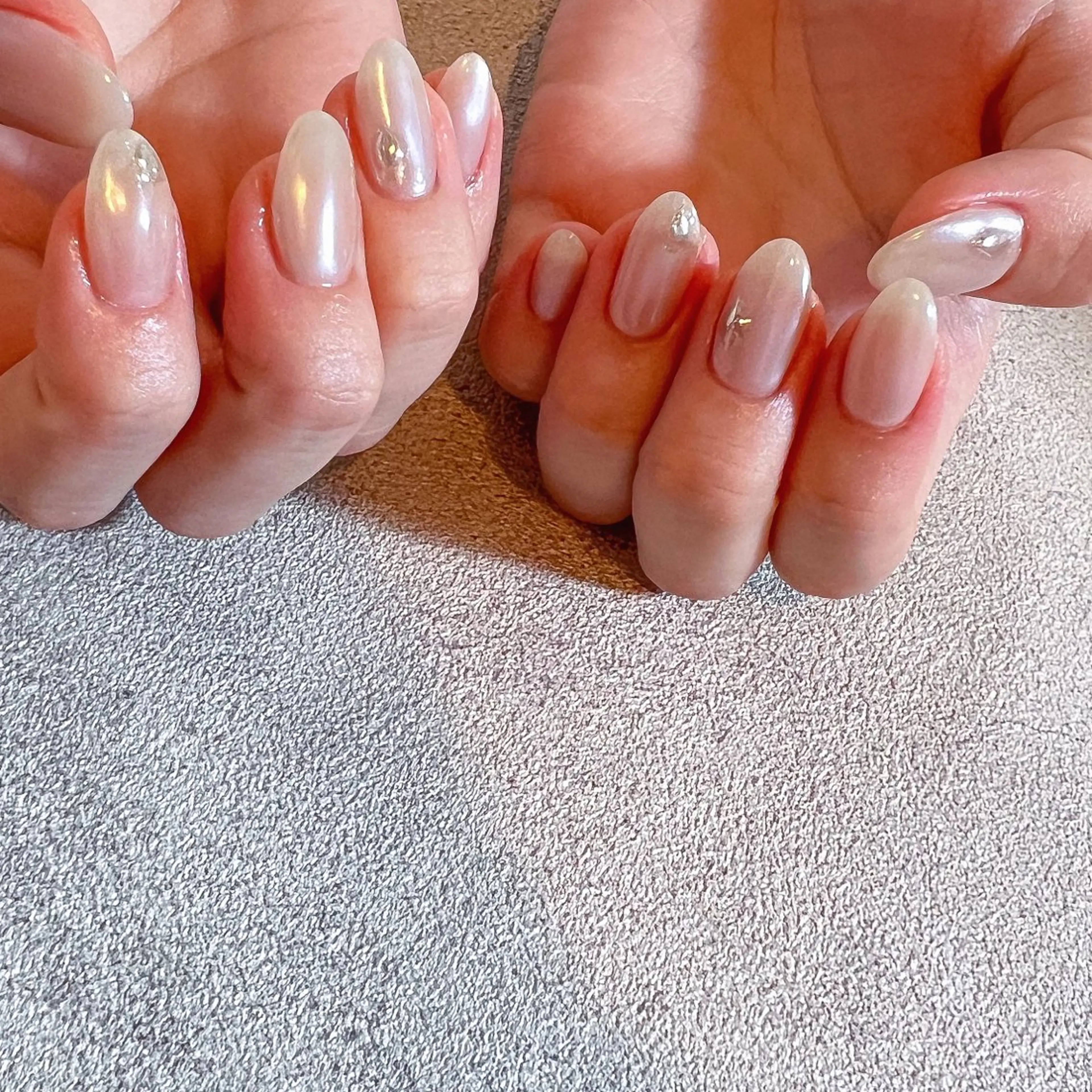 ネイル アートネイル ミラーネイル 持ち込み ぷっくりネイル シンプルネイル pointillé .ayaのネイルデザイン