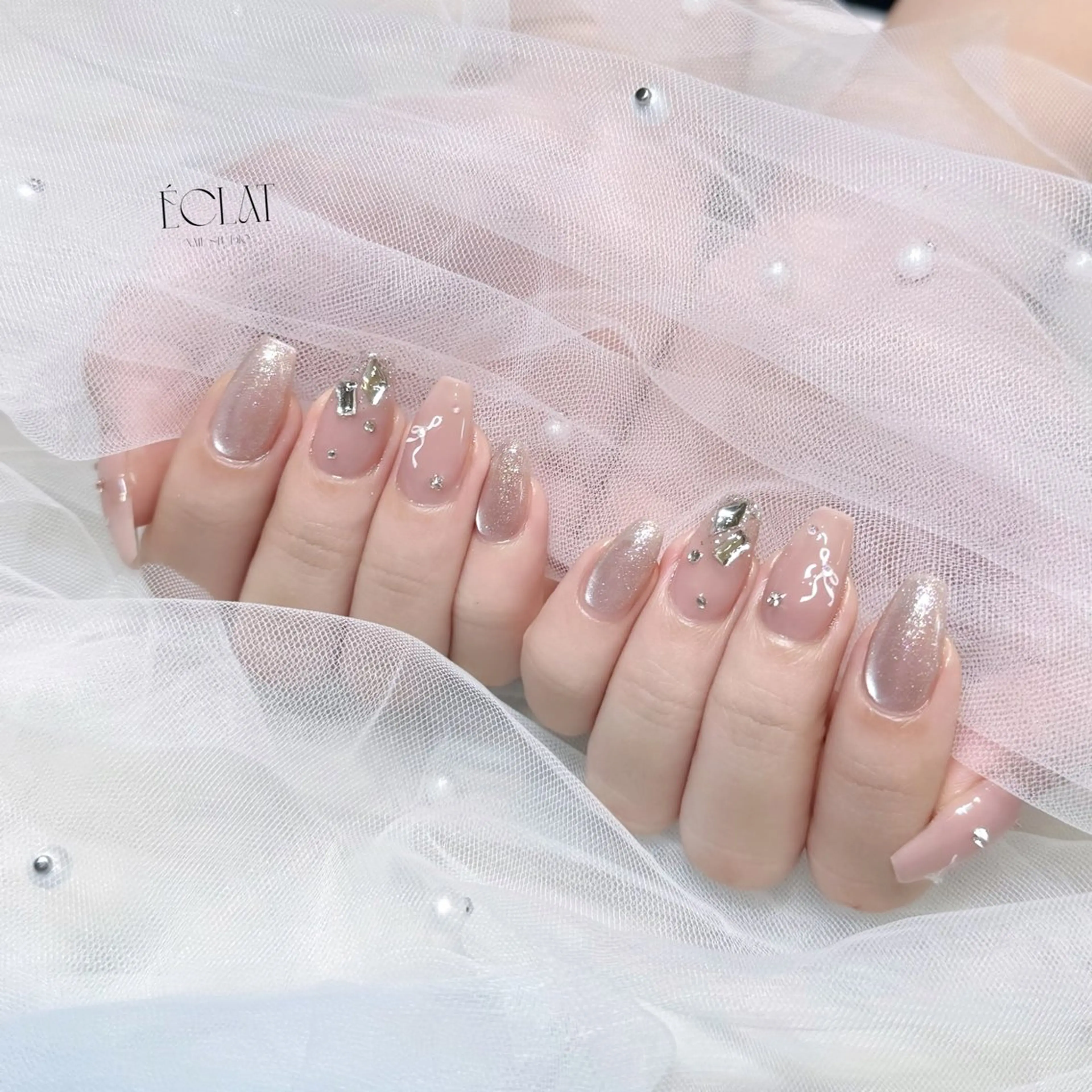 ネイル ハンドネイル éclat nail studio（She nail studio内）所属・韓国ワンホン éclat🩵飯山のネイルデザイン