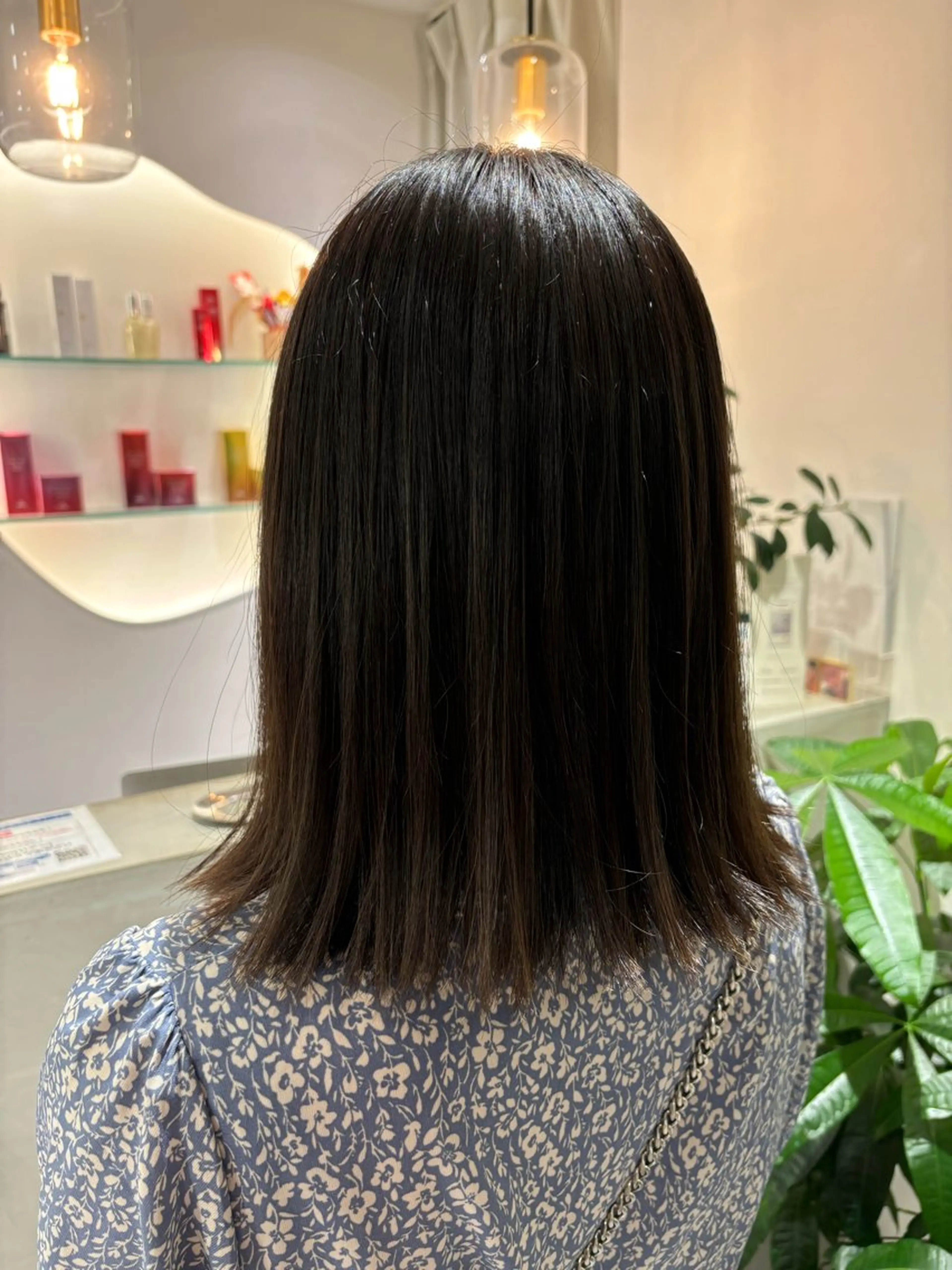 カラー Akane lienのヘアスタイル