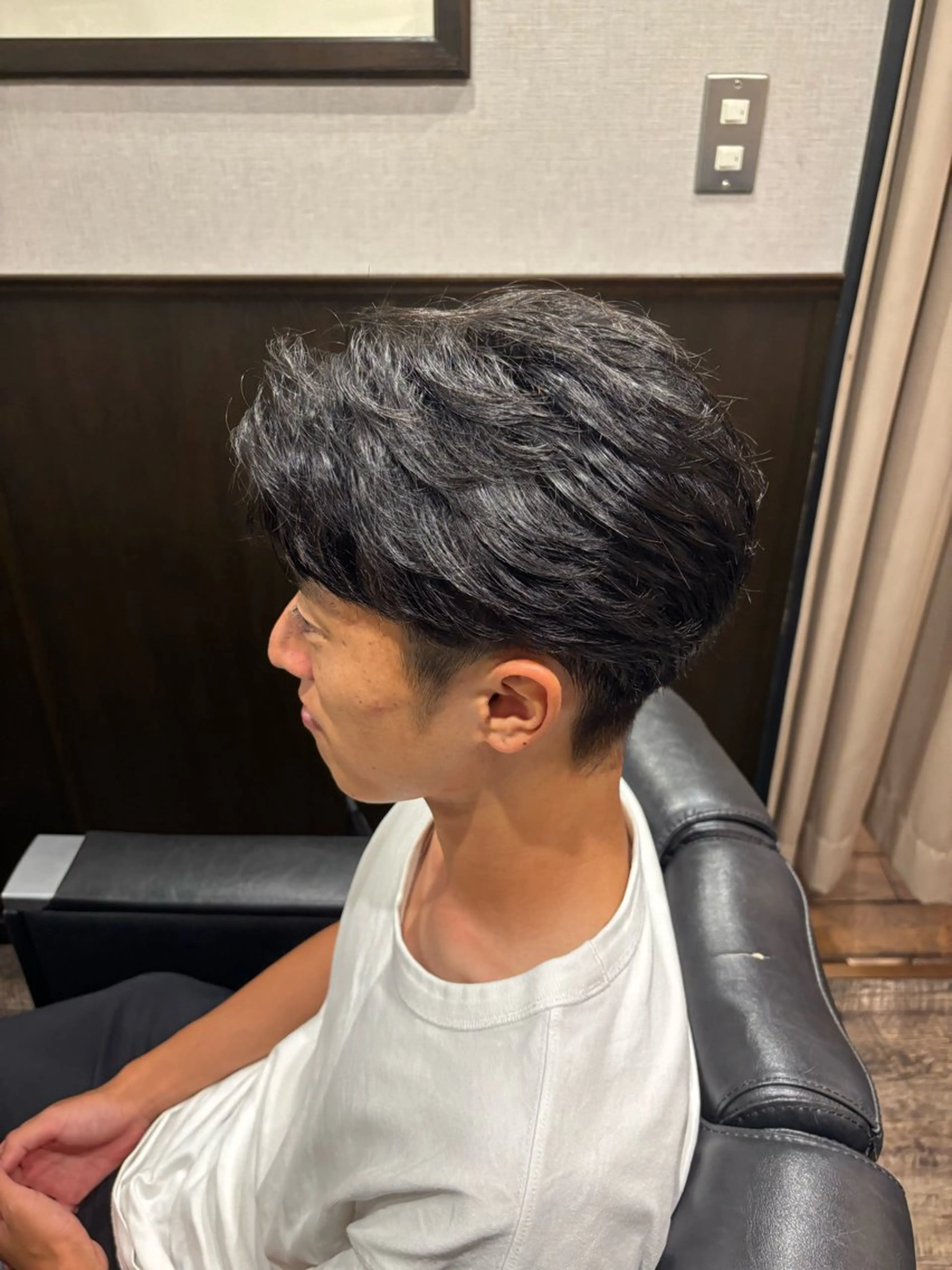 ミディアム LAVIE NEW STANDARD BARBER 秋葉原店所属・かみがひら なぎさのヘアスタイル