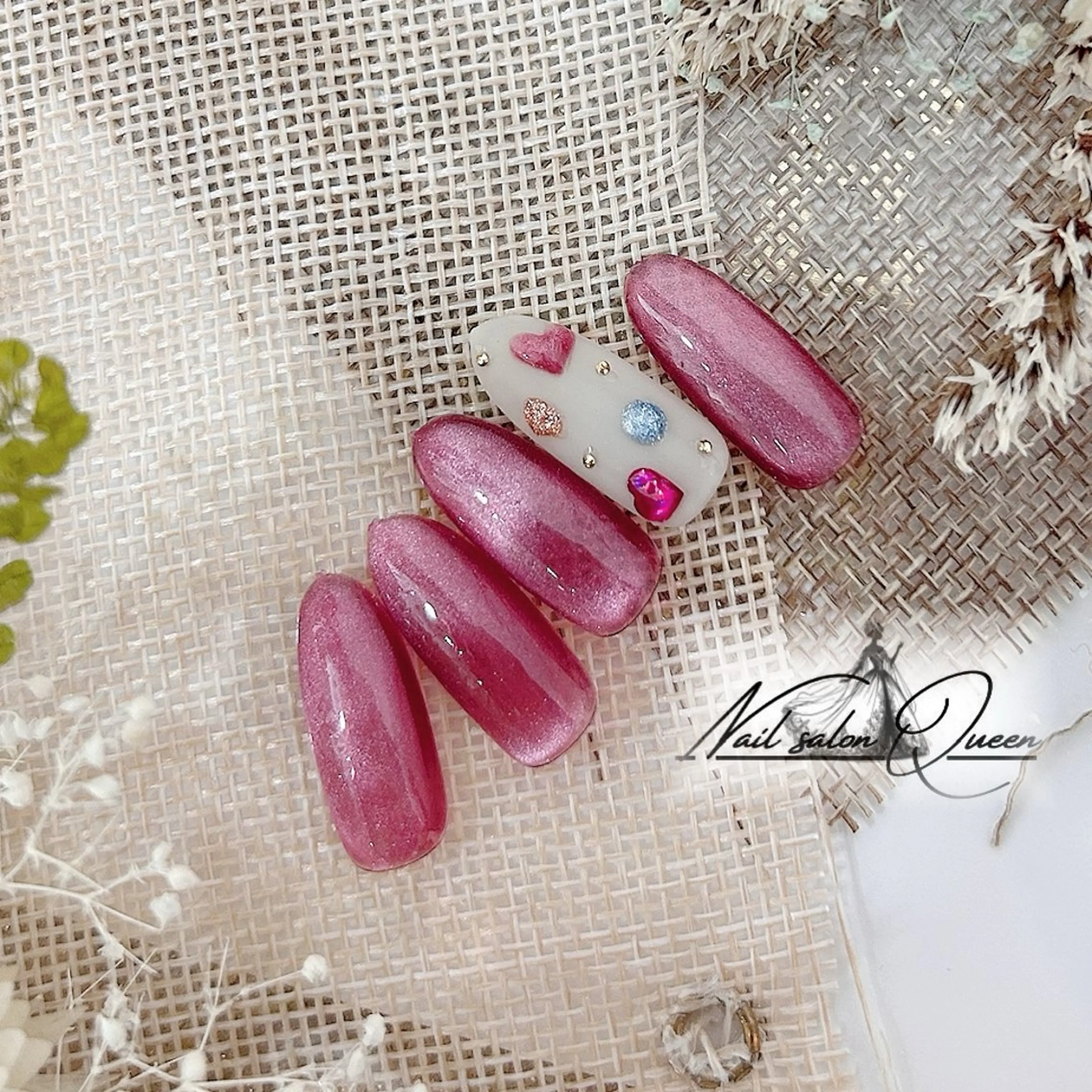 ネイル ネイルサロンクイーン 東京/新宿/大久保のネイルデザイン