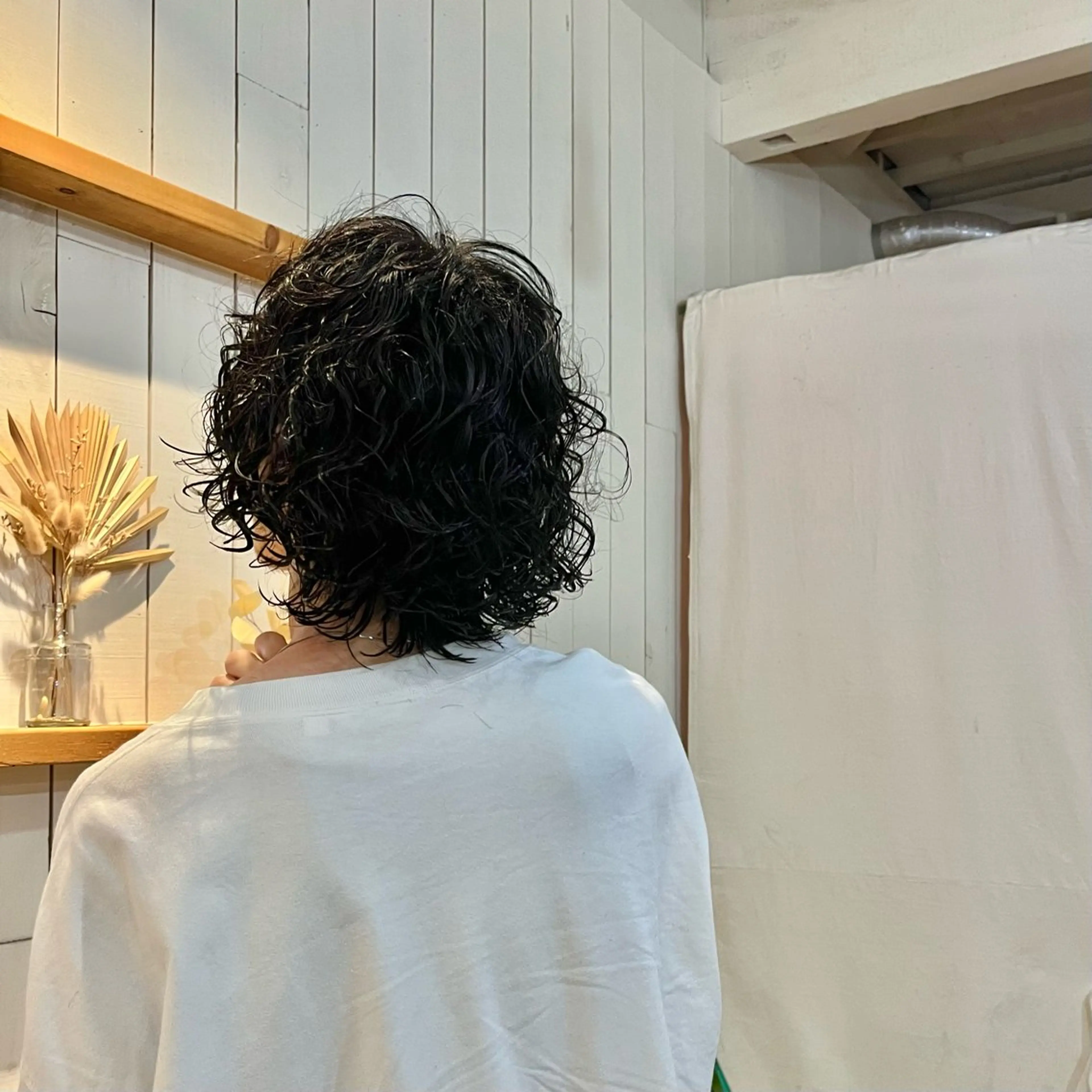 パーマ シマダ ユウナのヘアスタイル