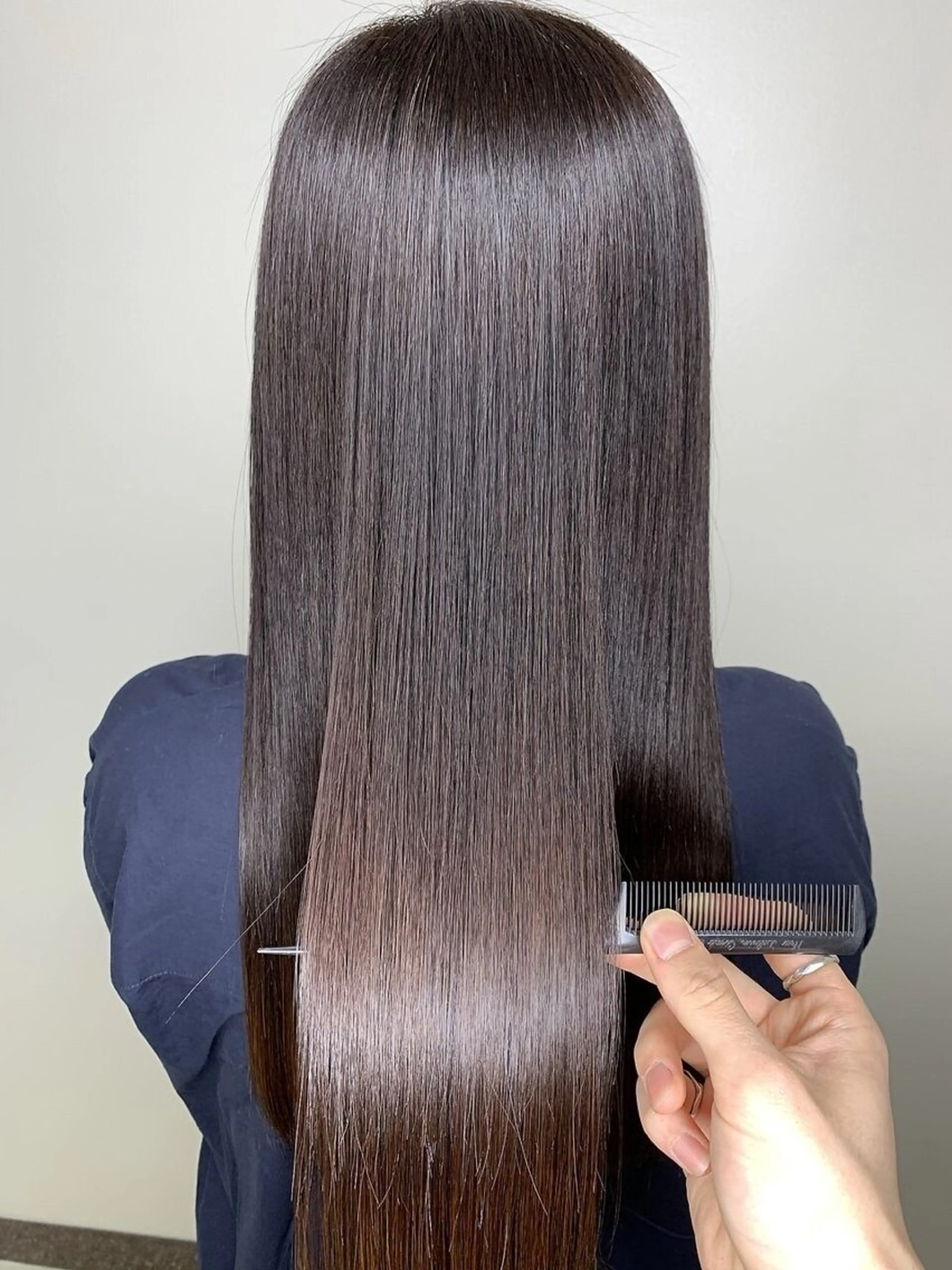 カット 縮毛矯正 🫐 Ramu 🥣のヘアスタイル
