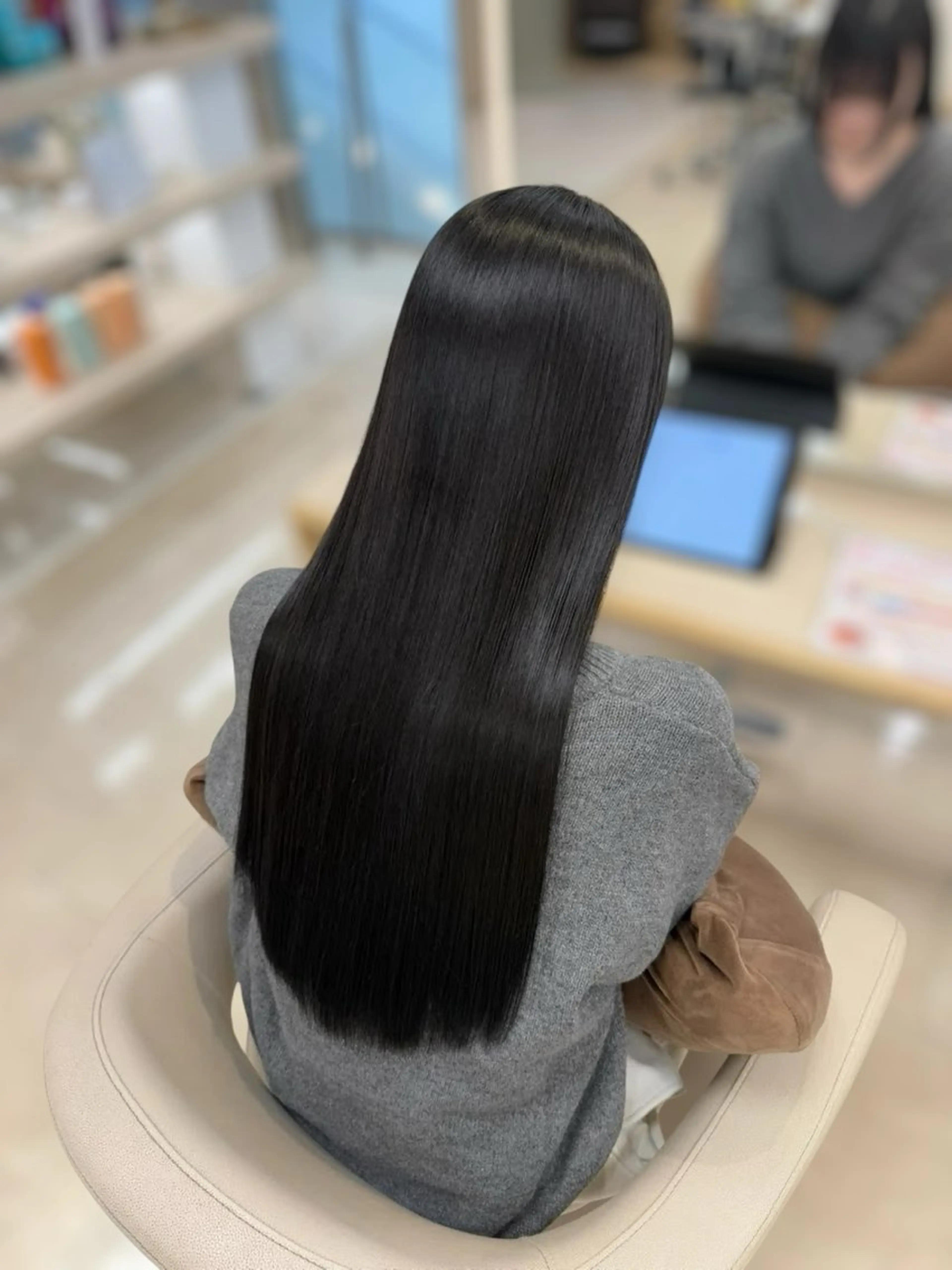\ 縮毛矯正テストモデル様募集/ 残り１名様‼️※時間指定有りの写真