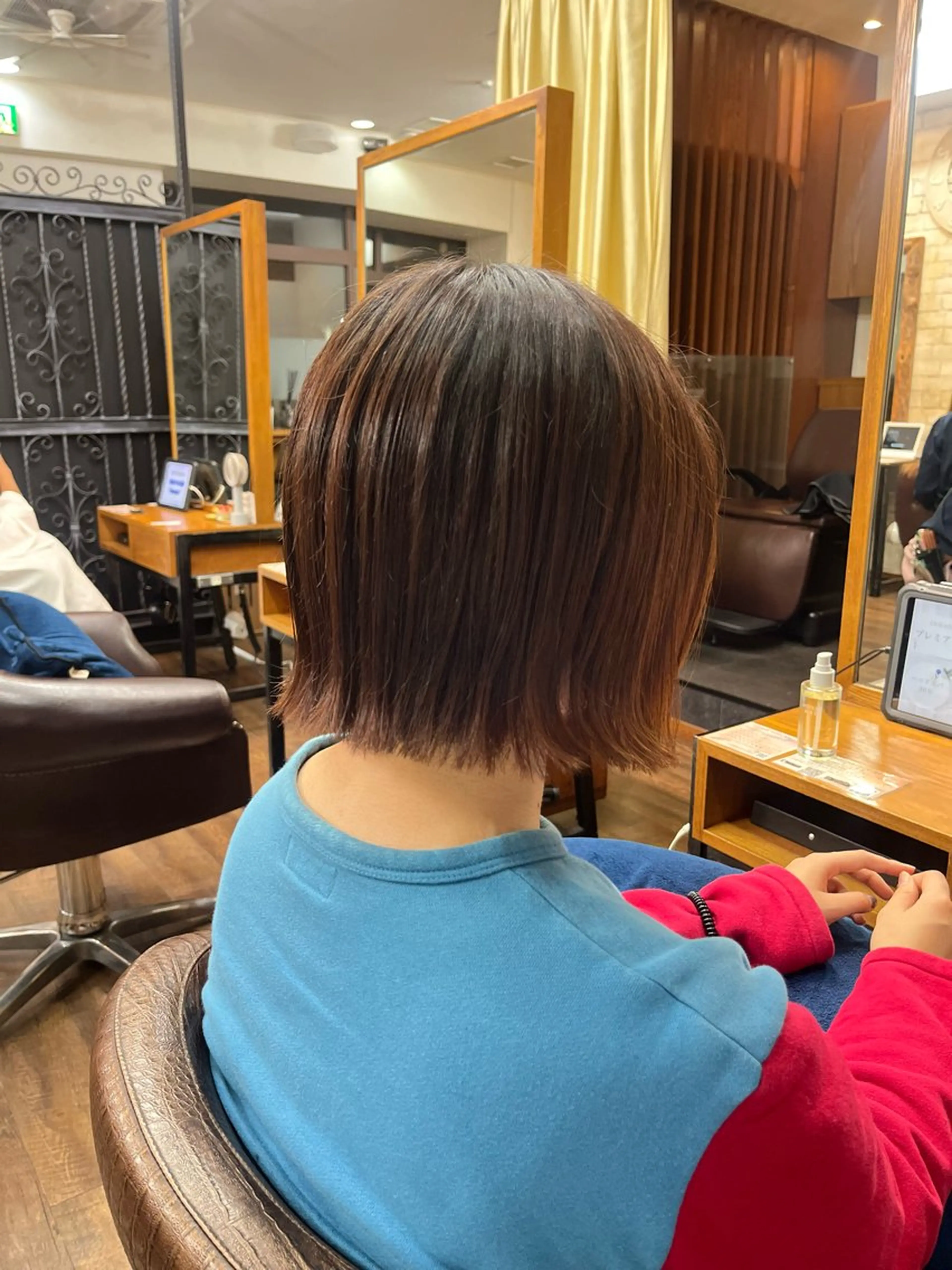 ミディアム カット ヘアカラー トリートメント 💠西山果琳💠 マツパモデル募集のヘアスタイル