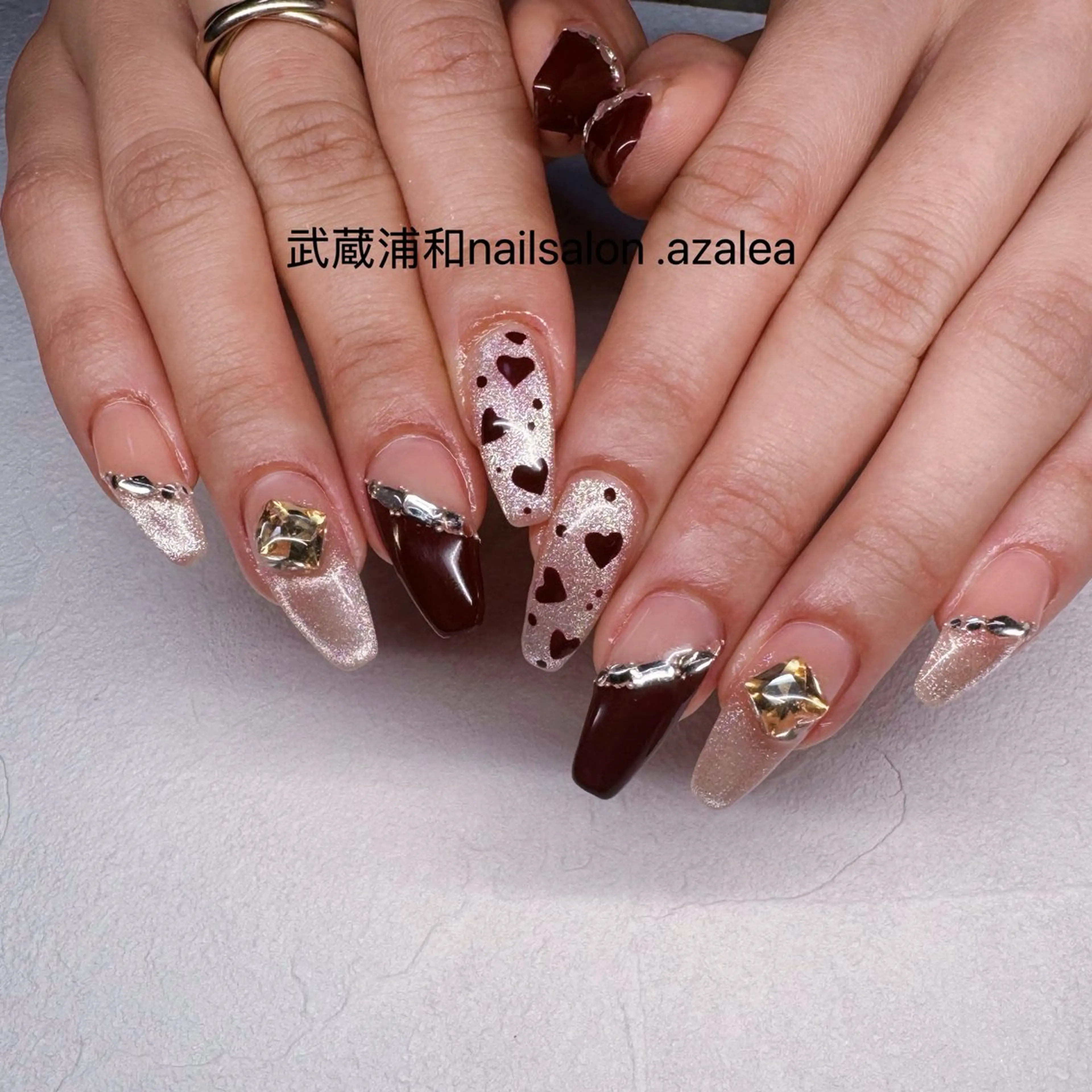 ネイル ハンドネイル R inのネイルデザイン