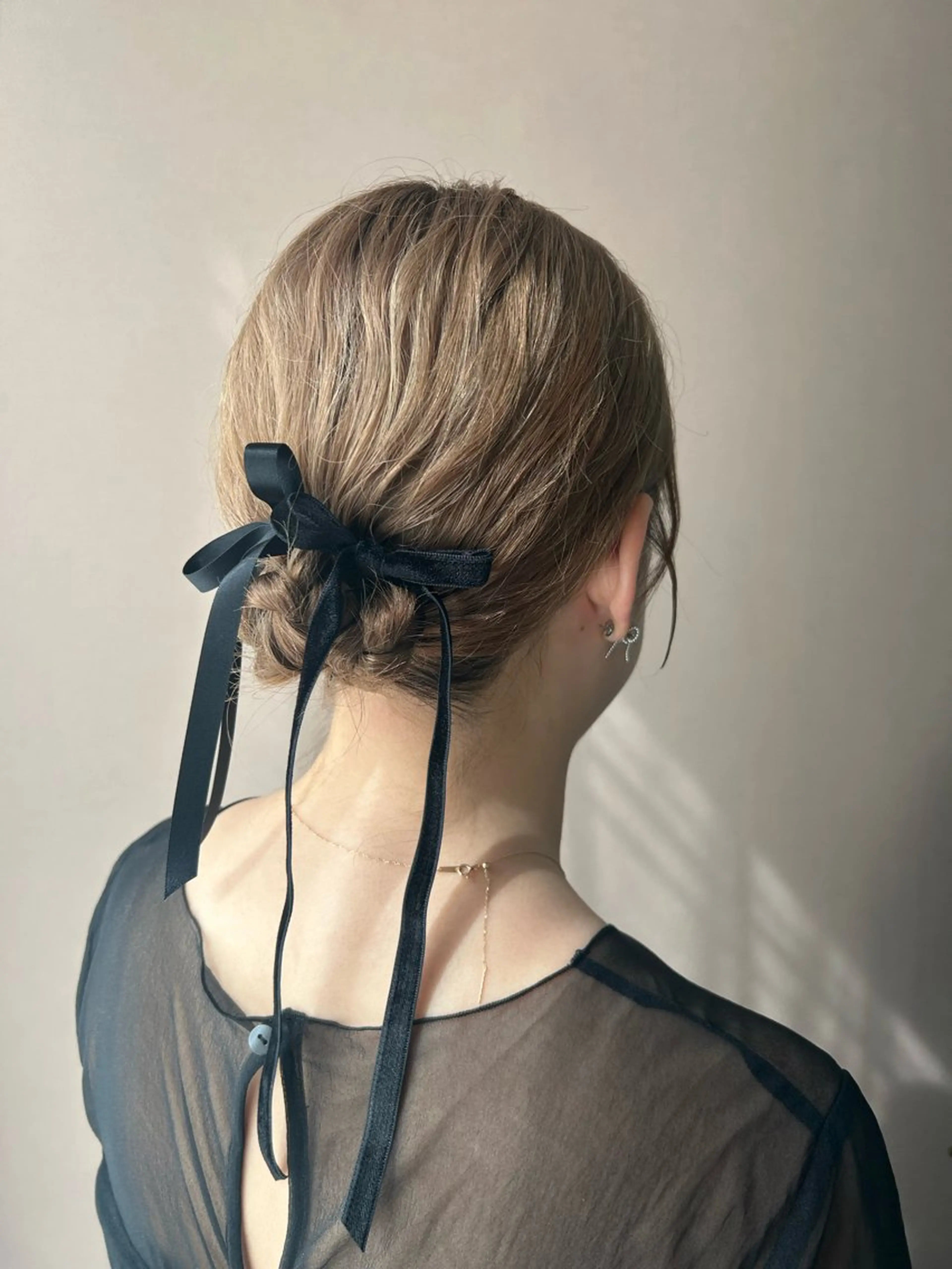 ミディアム ヘアアレンジ ヘアセット hub hair レイヤー/透明感のヘアスタイル