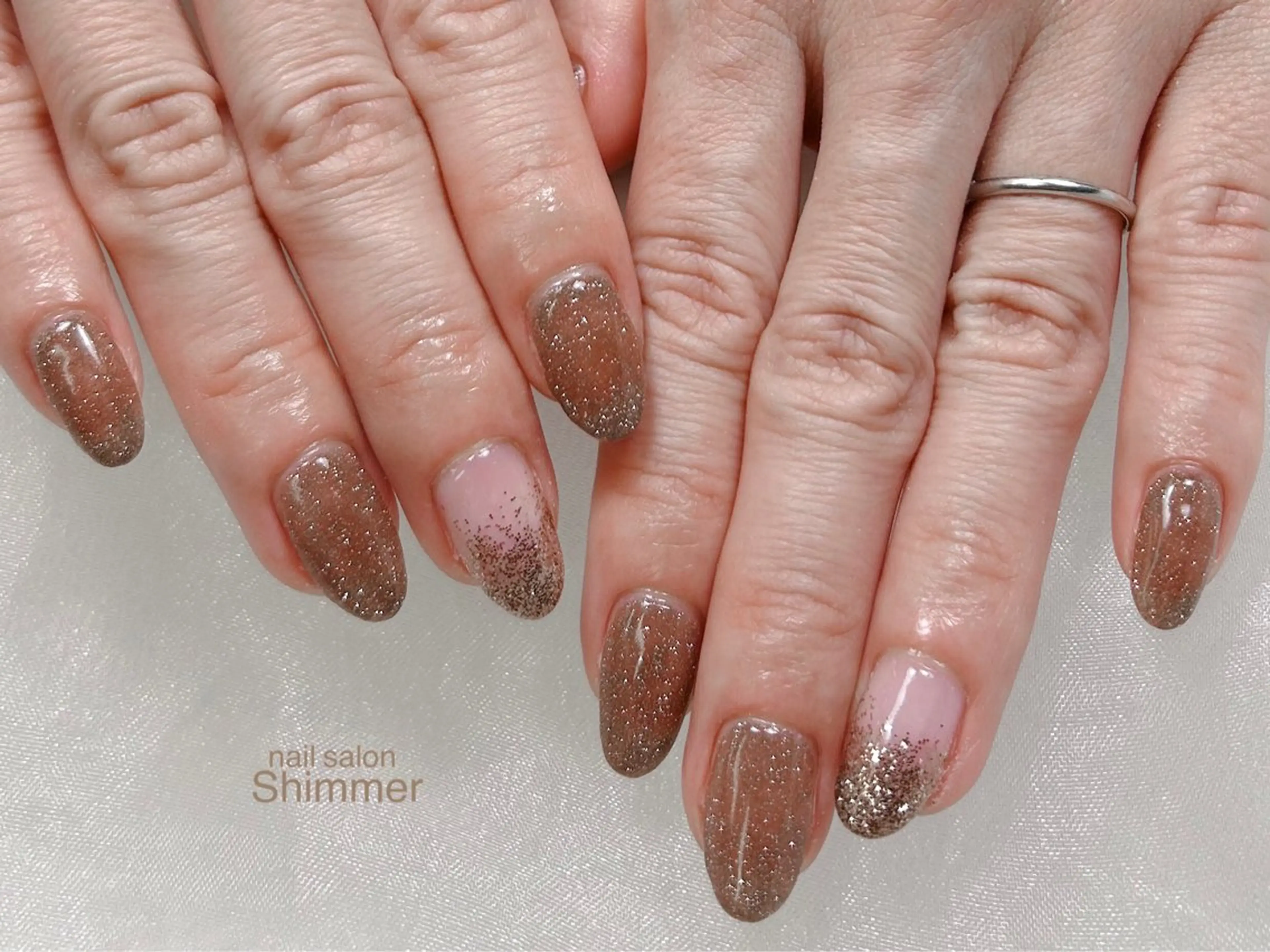 ネイル ハンドネイル Shimmer Risaのネイルデザイン