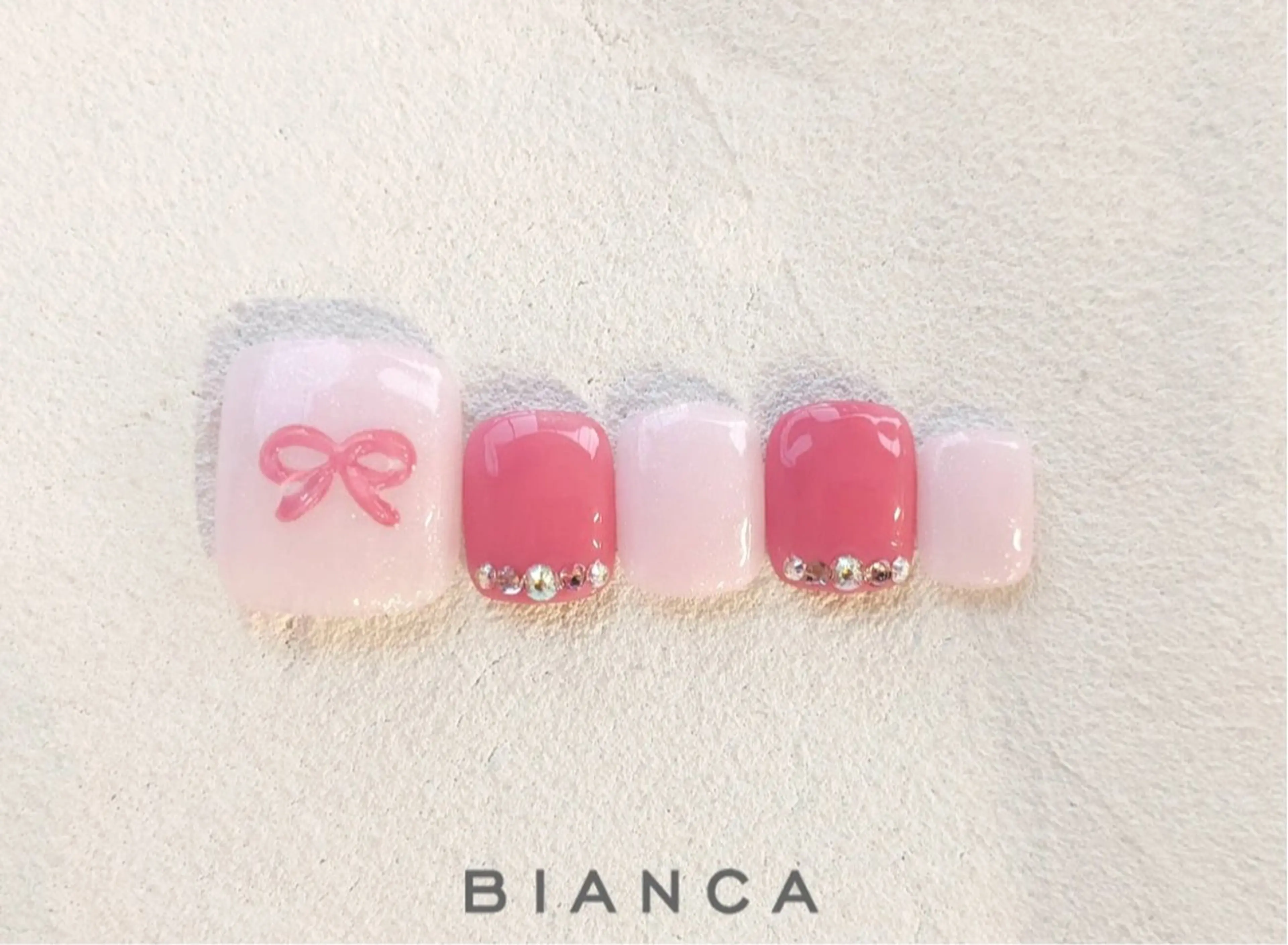 ネイル フットネイル Bianca 村田のネイルデザイン