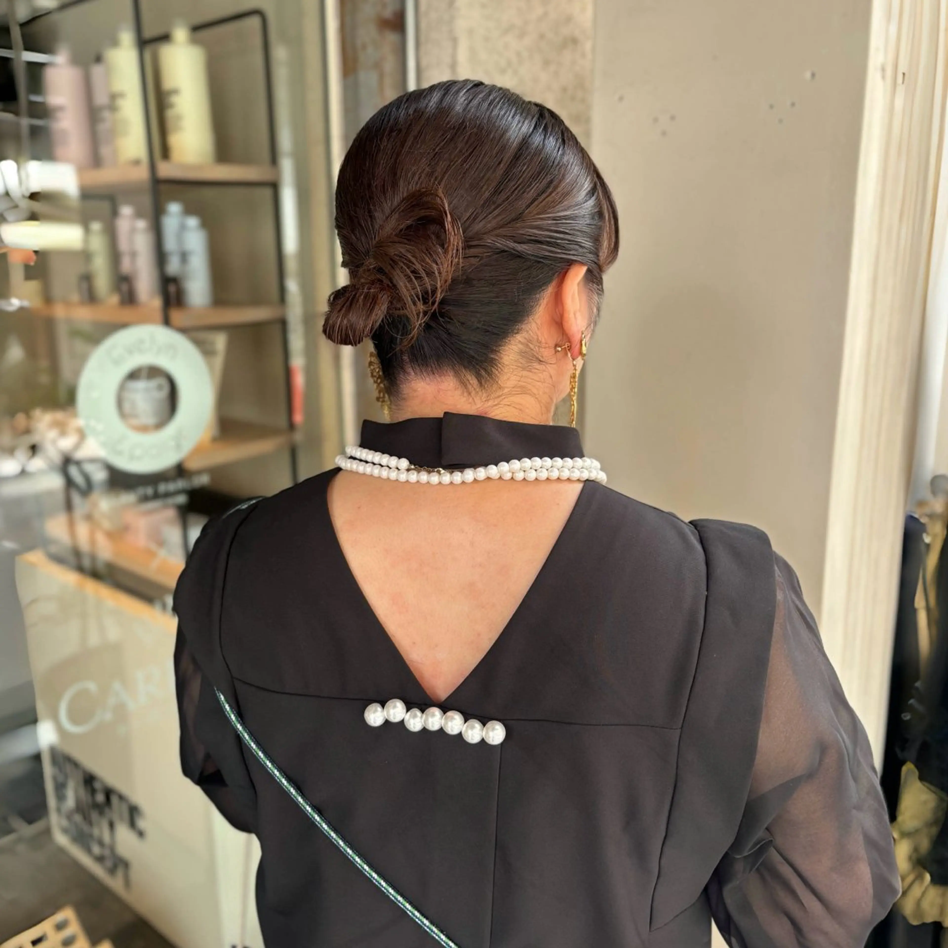 ヘアアレンジ 結婚式・ブライダル ボブ デート ヘアセット 芦刈咲来/髪質改善/ 赤み消し/顔周りのヘアスタイル