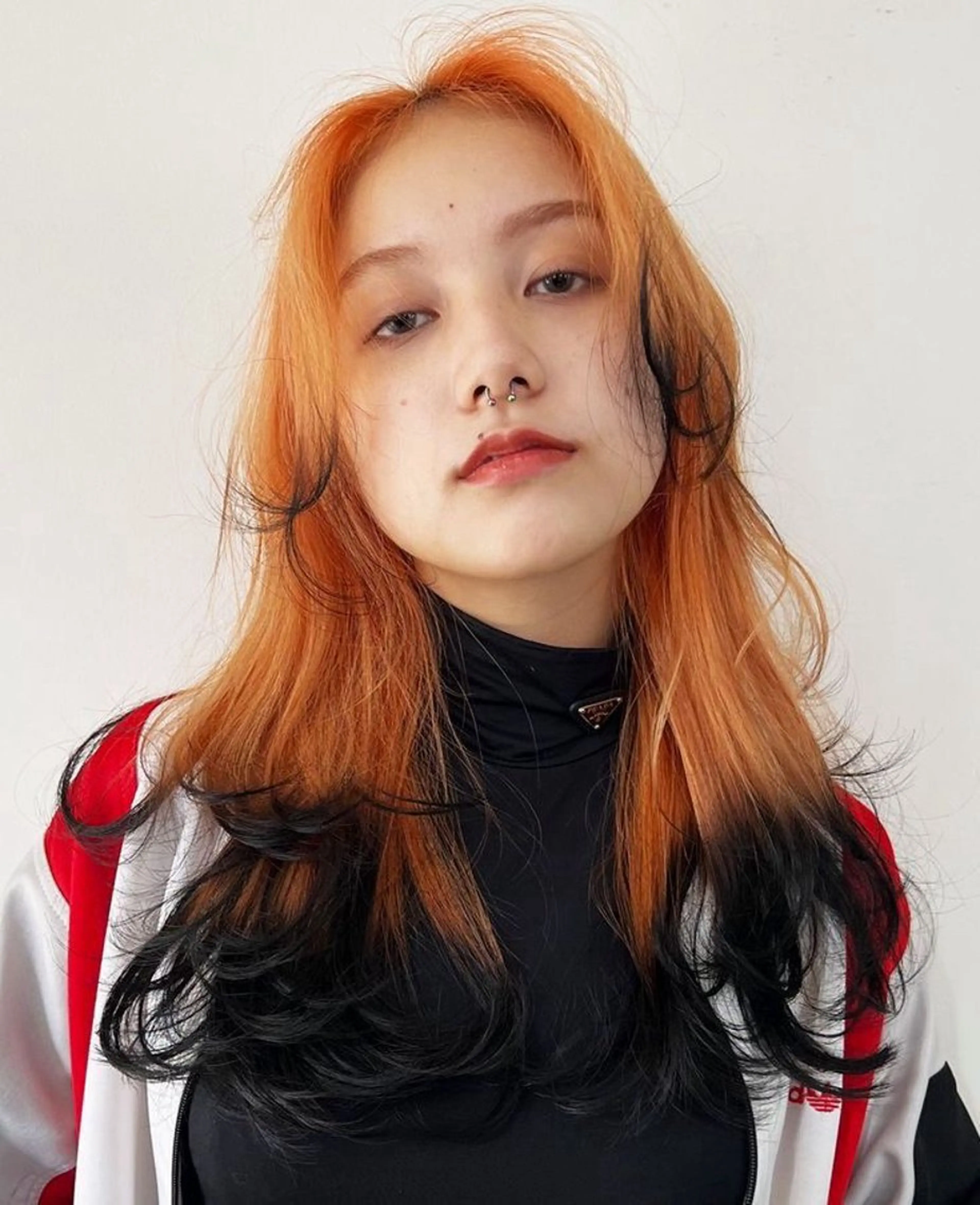 ロング カラー オレンジ ヘアカラー ローネス銀座店所属・森山 陽菜のヘアスタイル