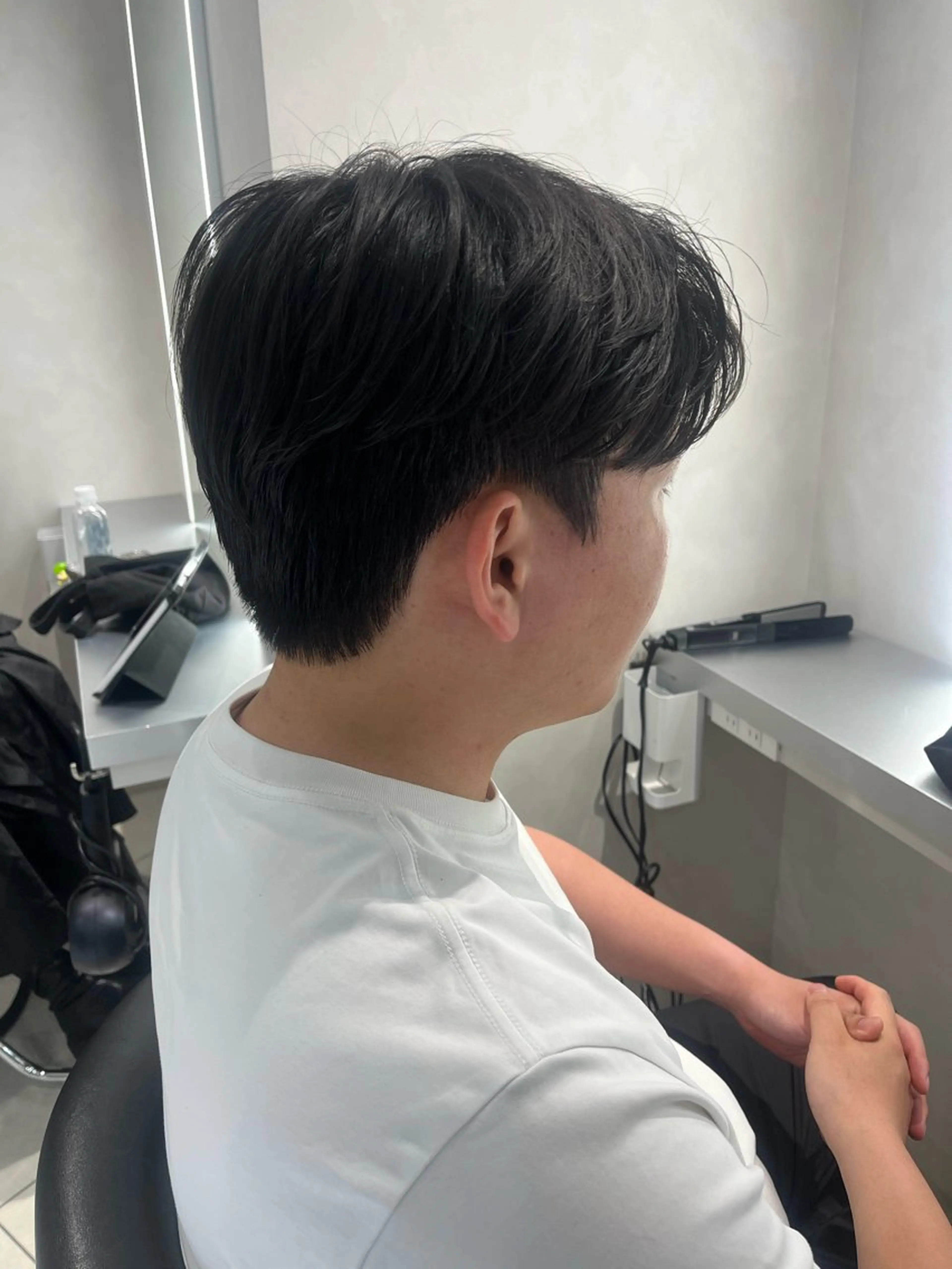 メンズ カット パーマ 韓国メンズ特化 ダウン・毛流れパーマのヘアスタイル