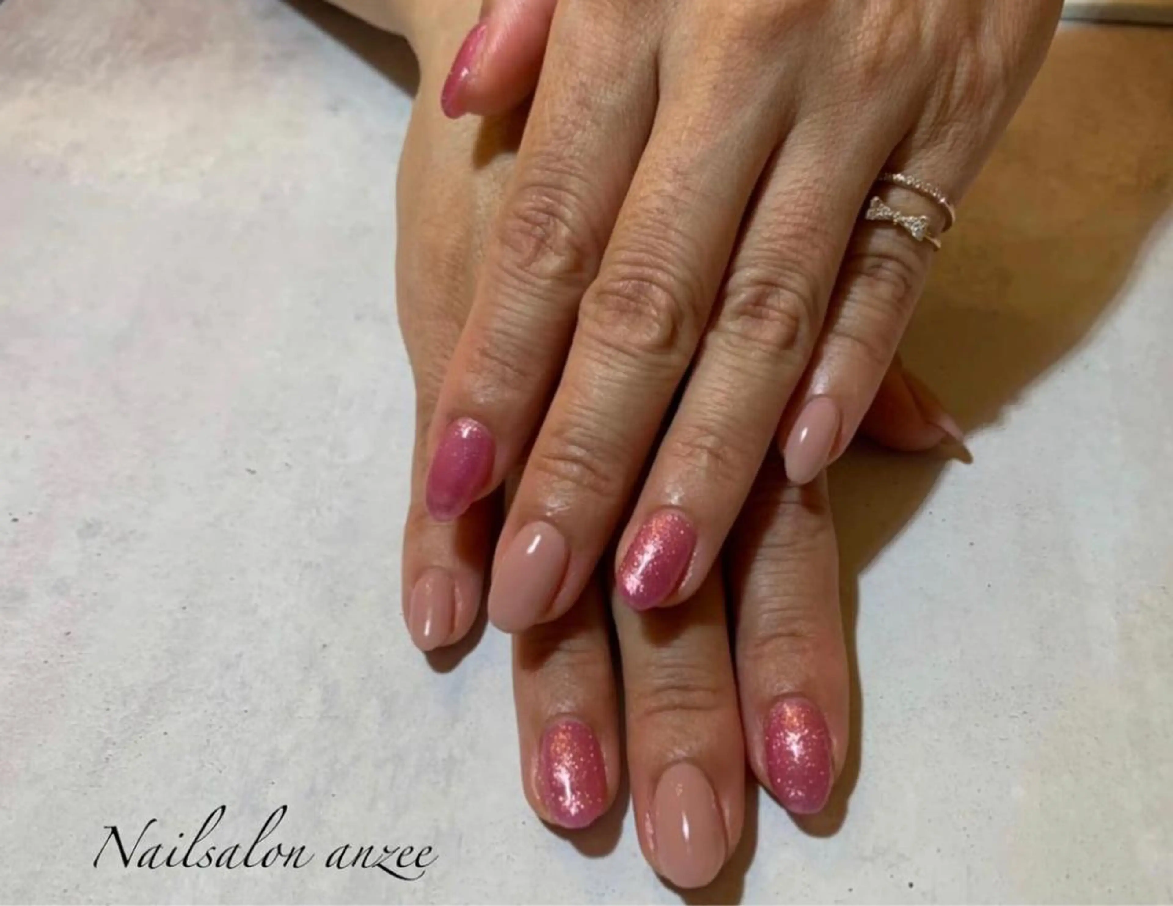 ミディアム sp anzeeのネイルデザイン