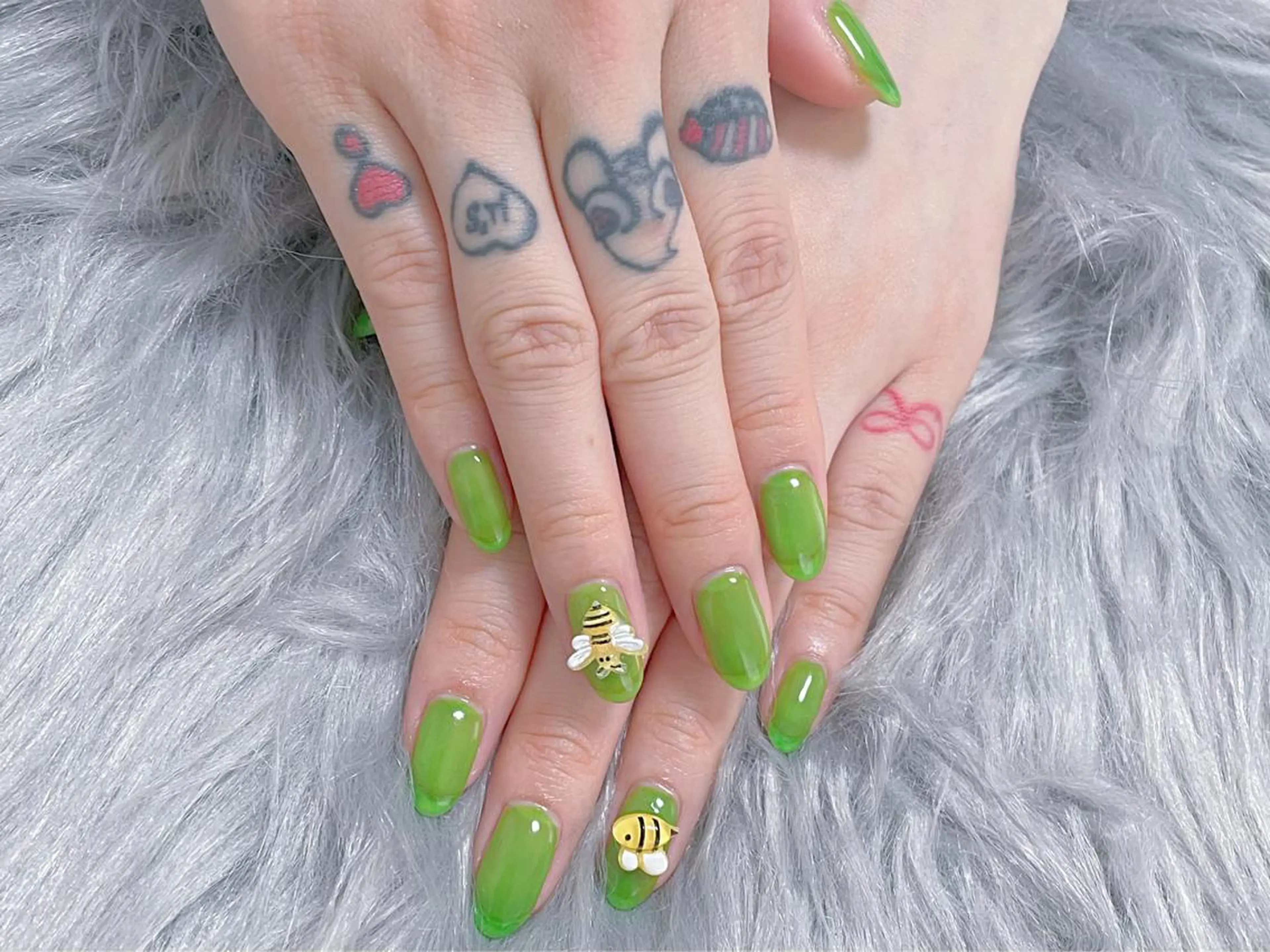 ネイル ワンカラーネイル シンプルネイル ハンドネイル Nina's nailのネイルデザイン