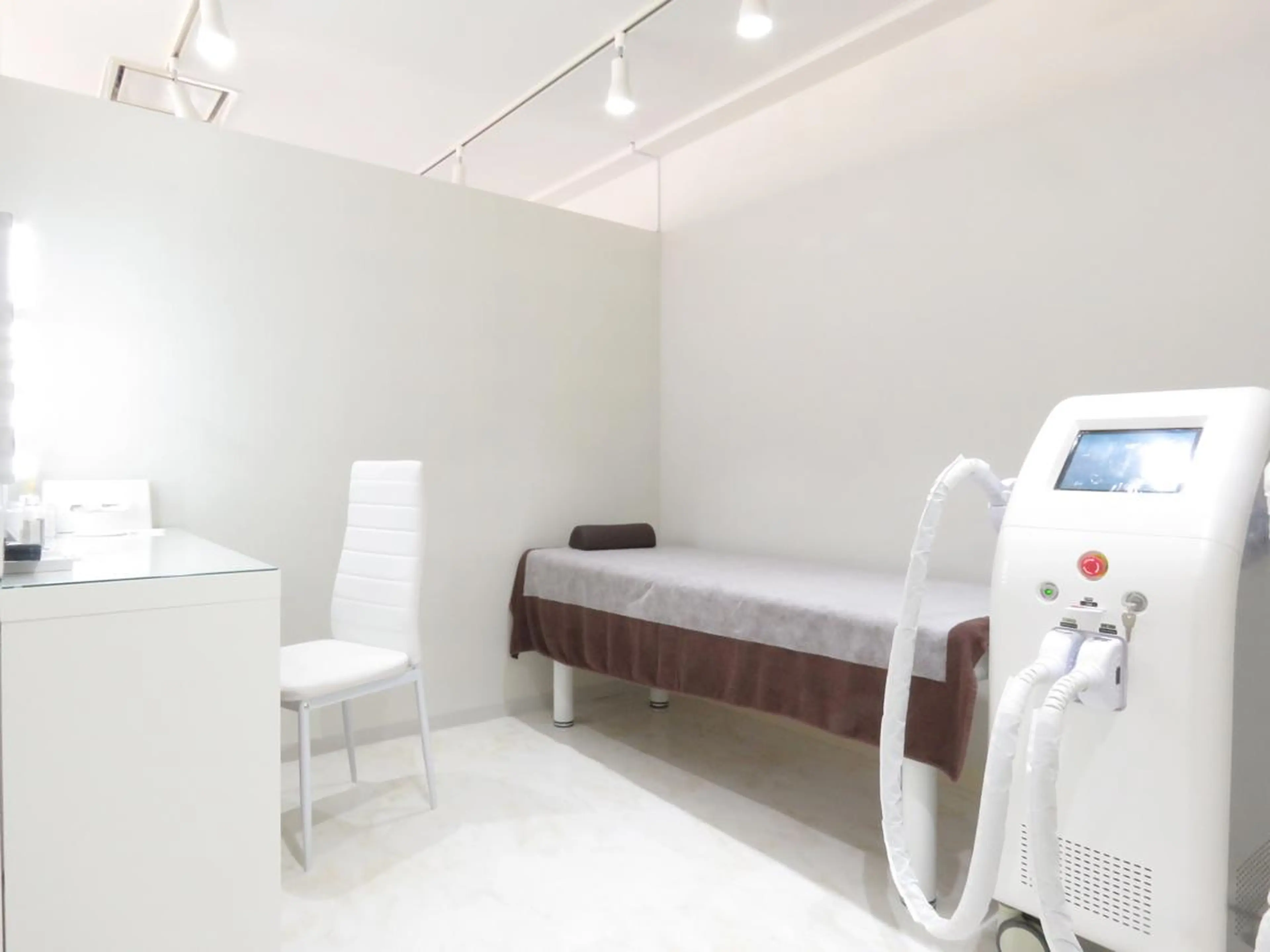 脱毛 【Diar】オーナー アキヨシケンタのヘアスタイル