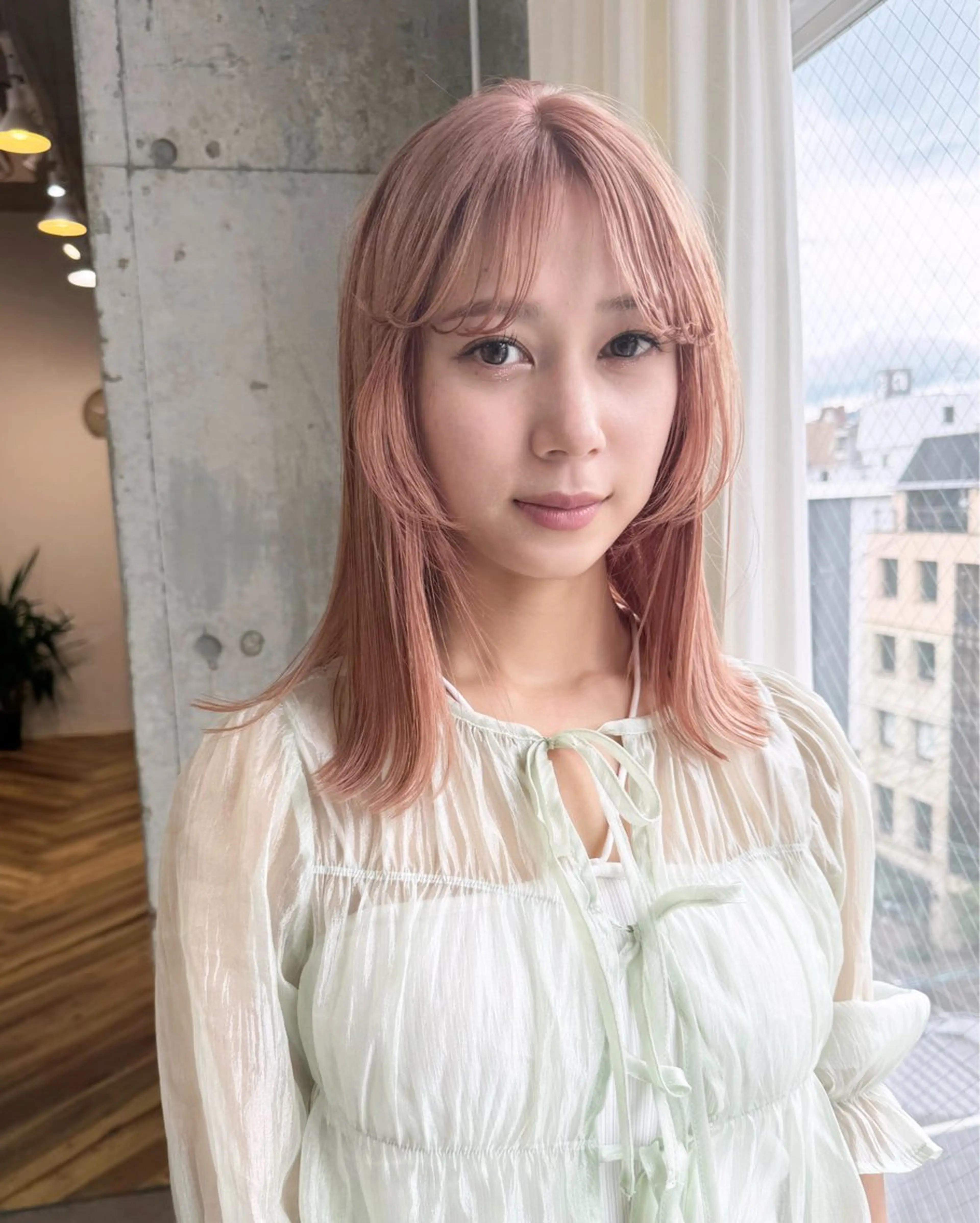 ミディアム カラー ヘアアレンジ ミディアムパーマ ブリーチ ケアブリーチ ダブルカラー ハイライトカラー カット ヘアカラー トリートメント lani 天神大名/ブリーチのヘアスタイル