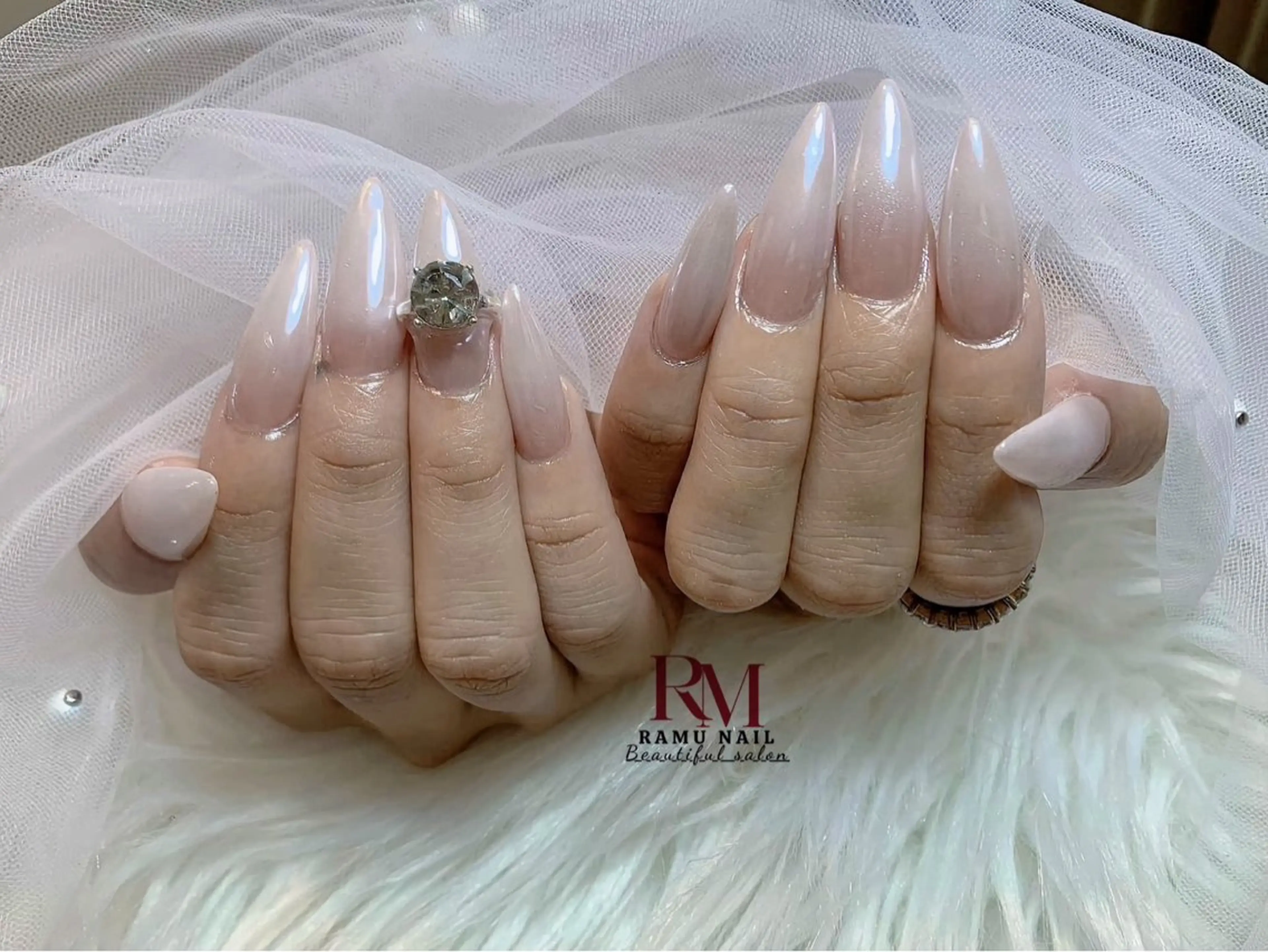 ネイル キラキラネイル マグネットネイル ミラーネイル ピンク ワンホンネイル ハンドネイル RAMU Nail 恵比寿店のネイルデザイン