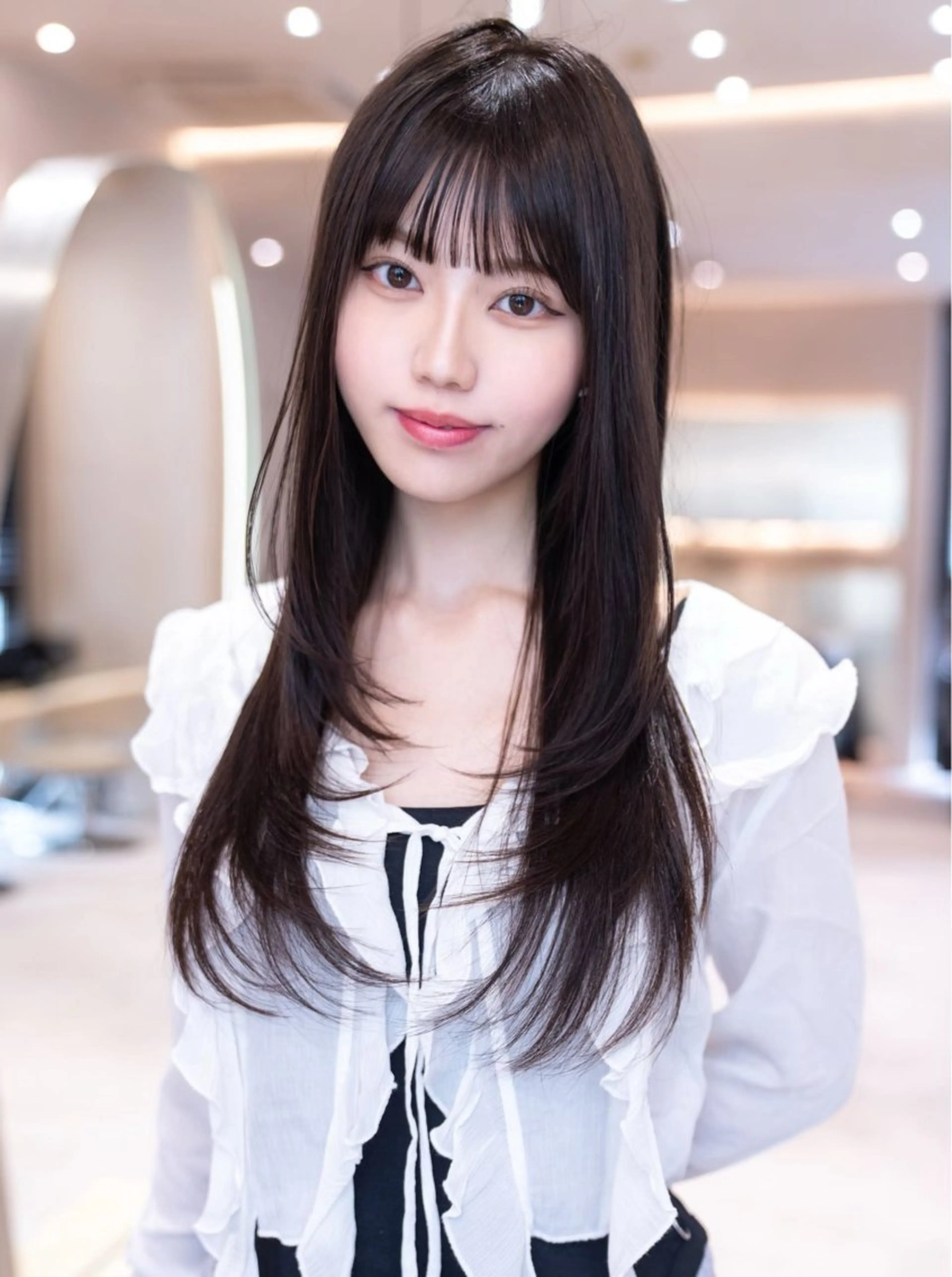 セミロング カット ヘアカラー 顔周りカット/ 透明感カラー/ユナのヘアスタイル