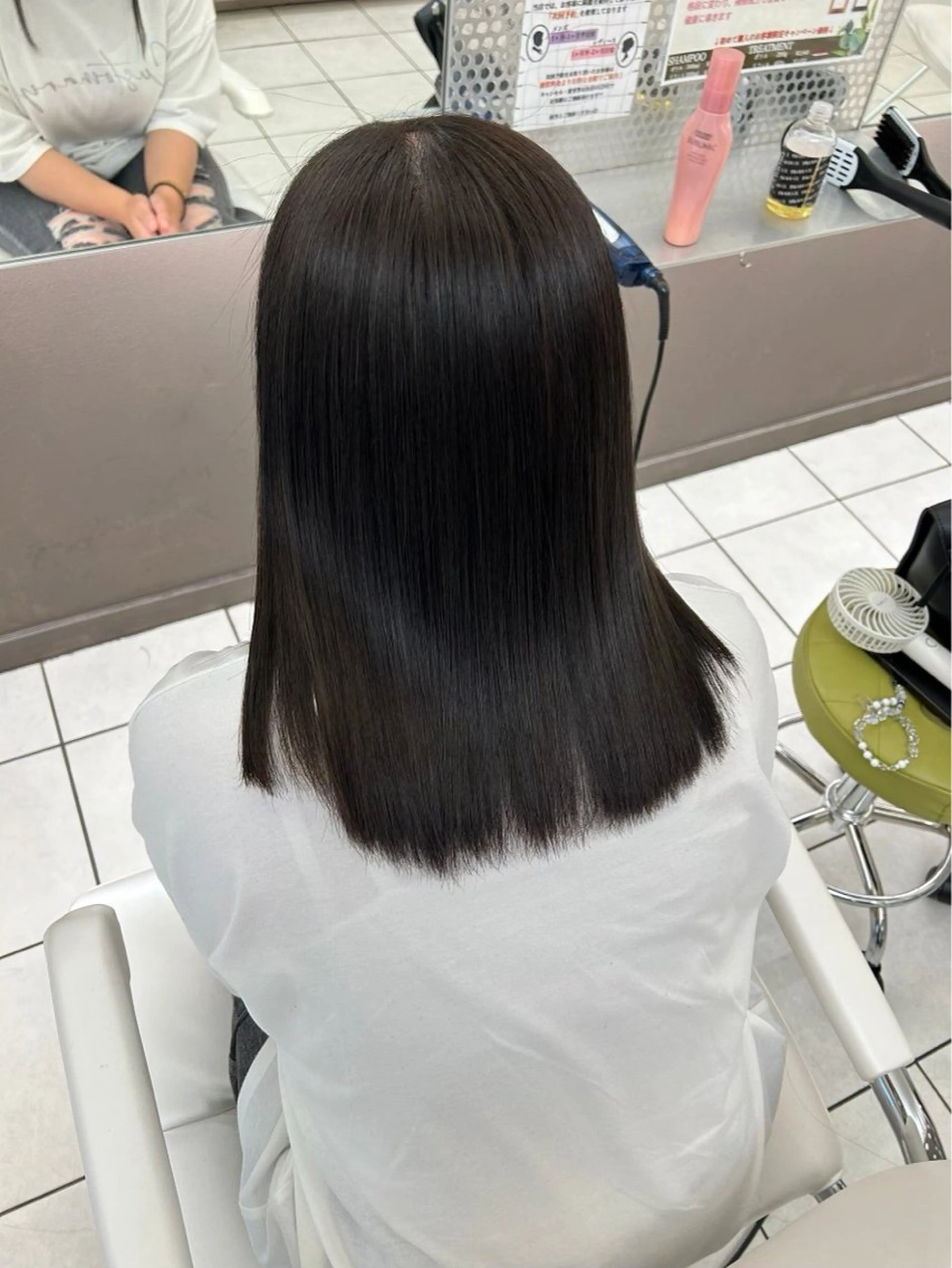 【カット+ケアカラー+3stepTr🌿】艶と手触りが続く💫ダメージレス仕上げ✨💰¥8,800の写真