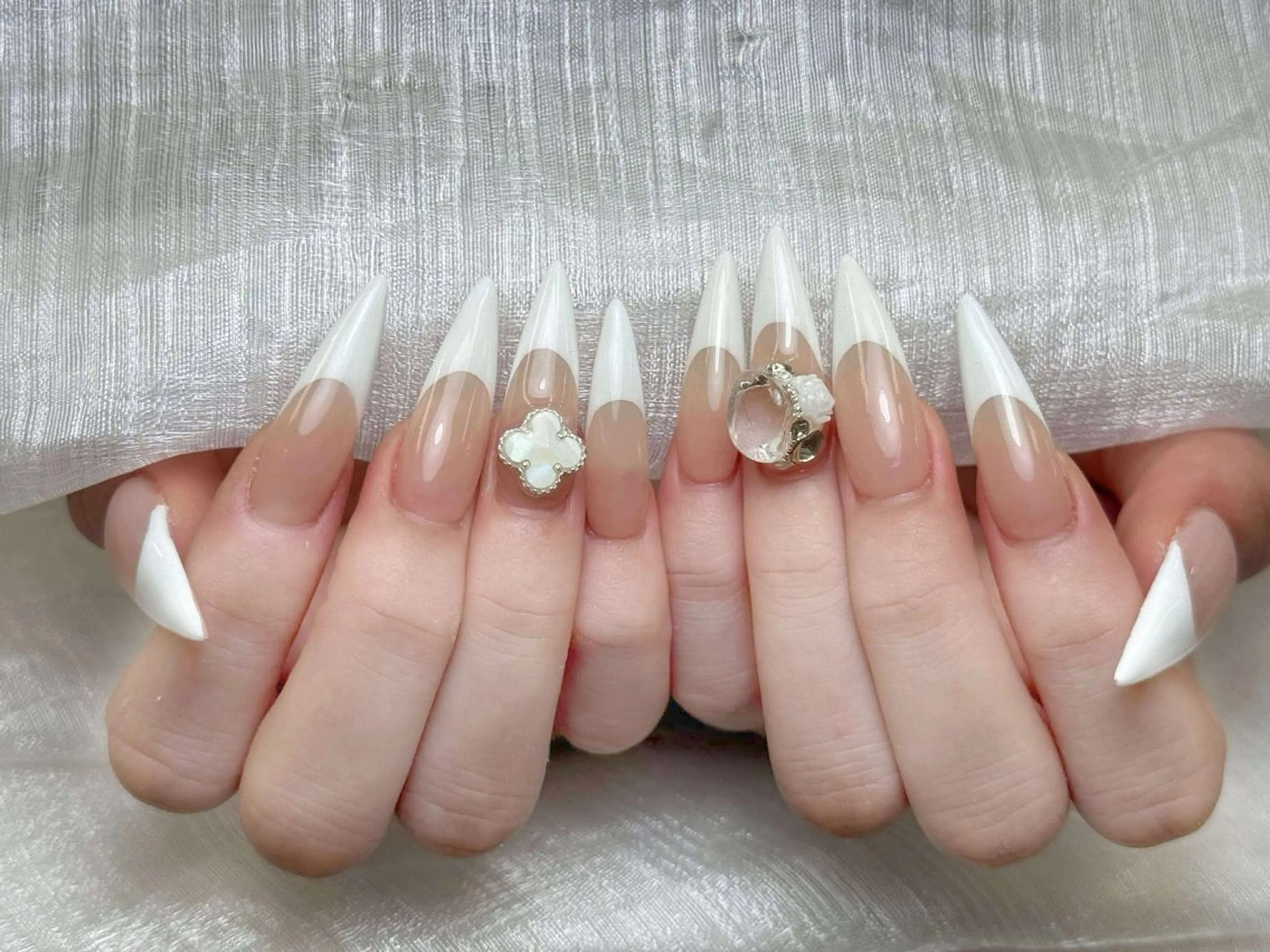 ネイル ハンドネイル ain nailのネイルデザイン