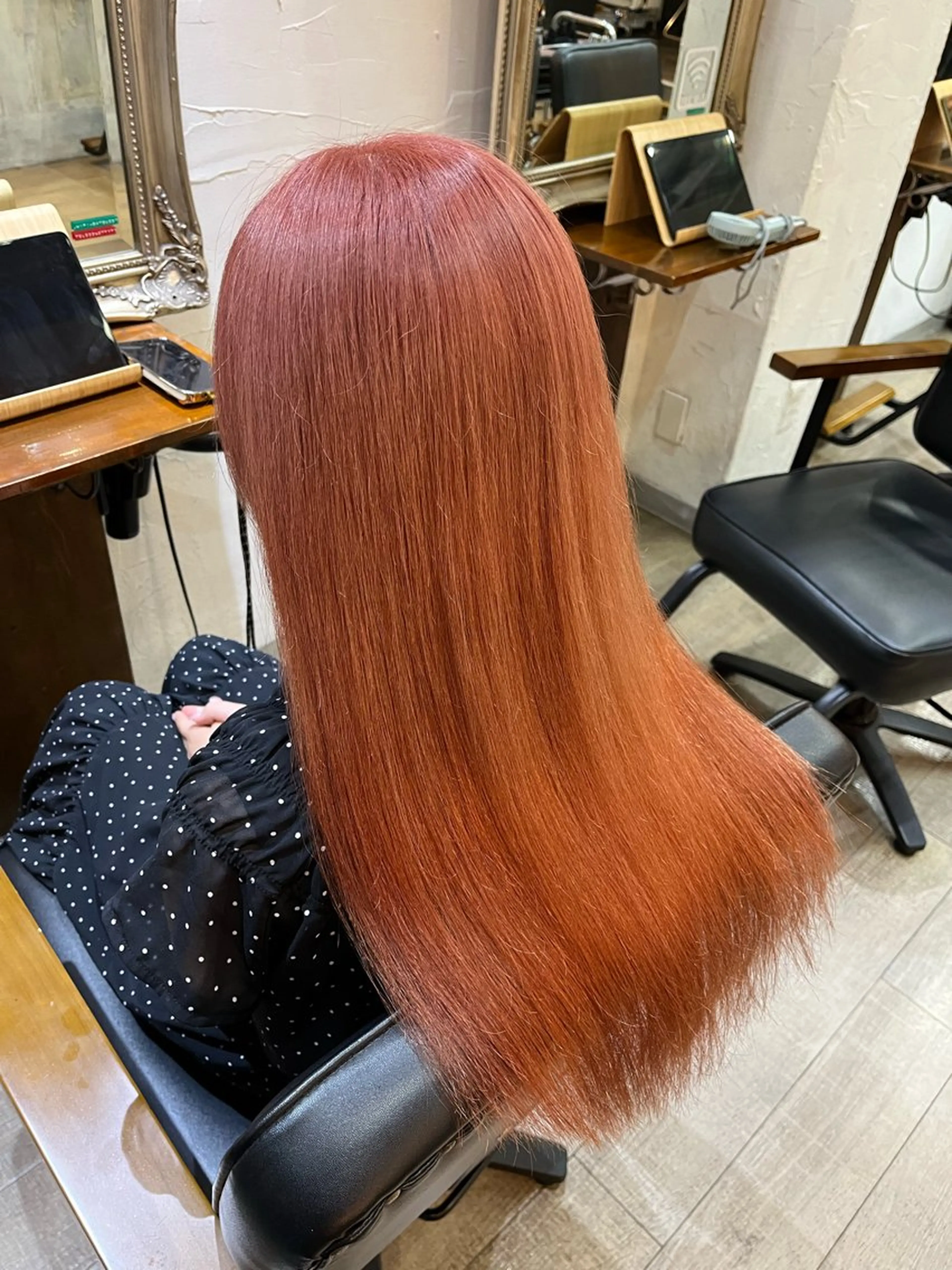 ロング カラー ベージュカラー ブリーチ ケアブリーチ コーラルベージュ ピンクカラー カット ヘアカラー トリートメント ✨ブリーチカラー 特化✨氏家達哉のヘアスタイル