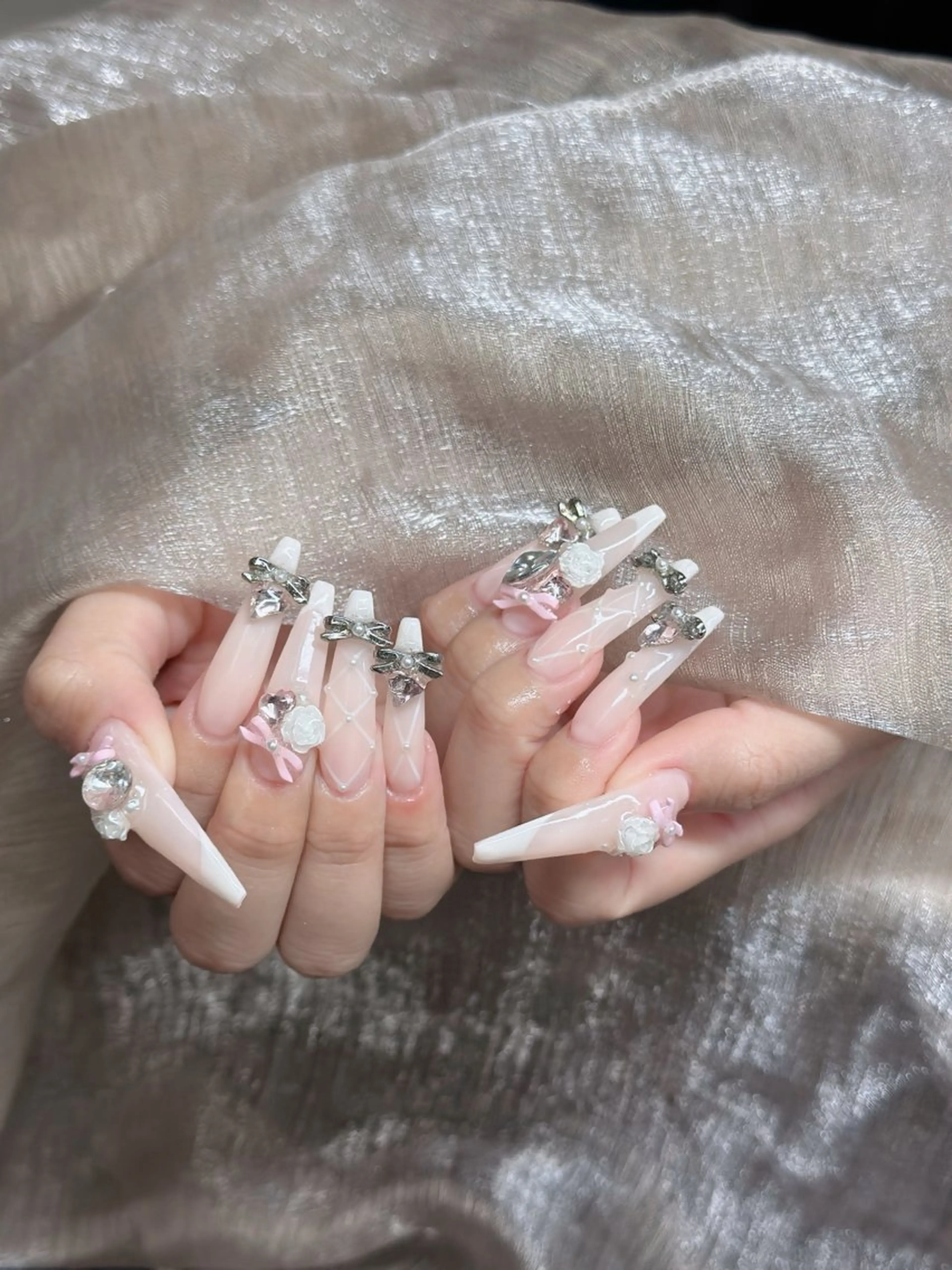 ネイル アートネイル フレンチネイル ジェルネイル 韓国ネイル マグネットネイル ハンドネイル Lenie Nail okubo所属・Lenie Nail Okuboのネイルデザイン