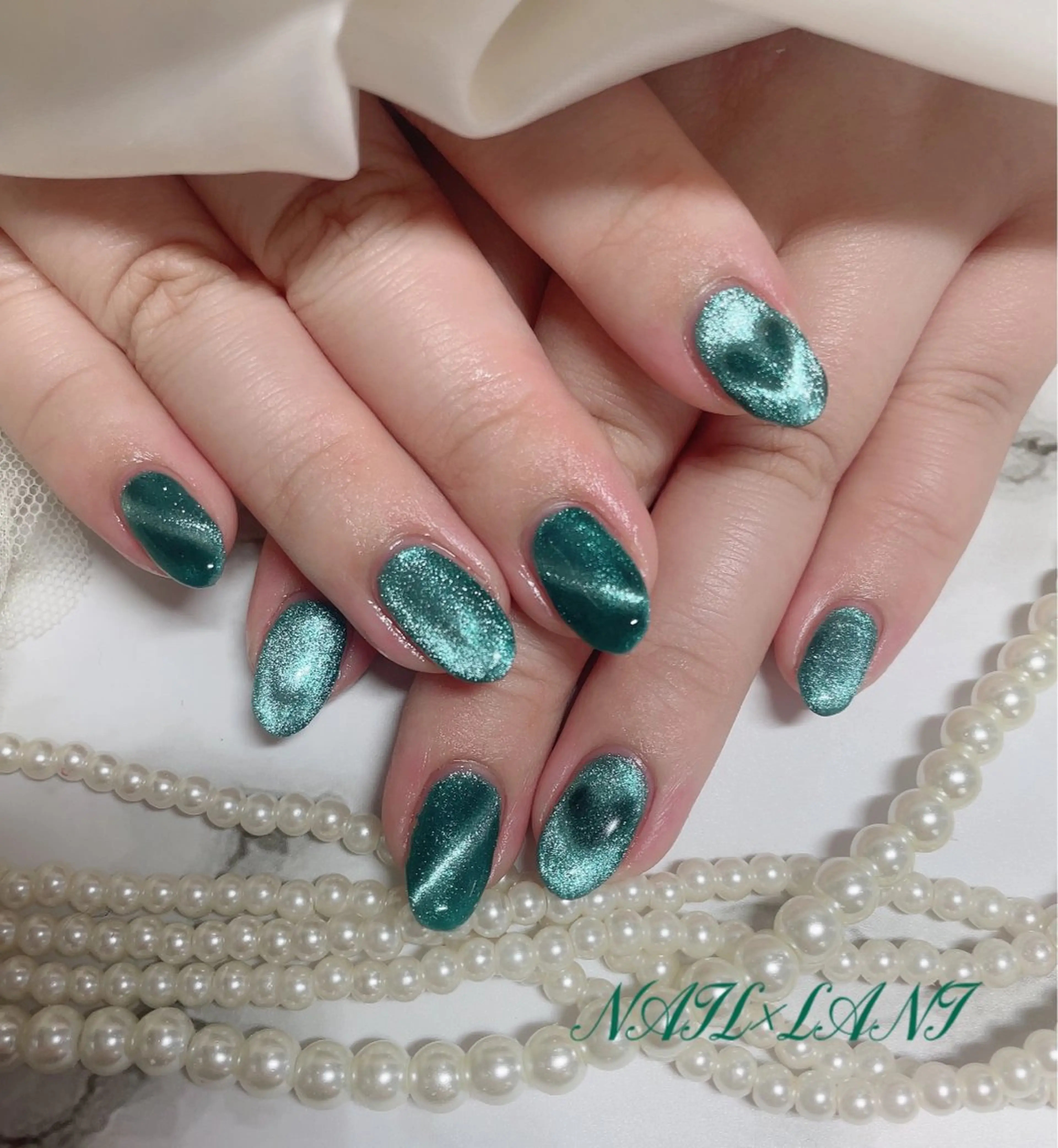 ネイル フットネイル ジェルネイル マグネットネイル パラジェル ハンドネイル 一之瀬 柚季のネイルデザイン