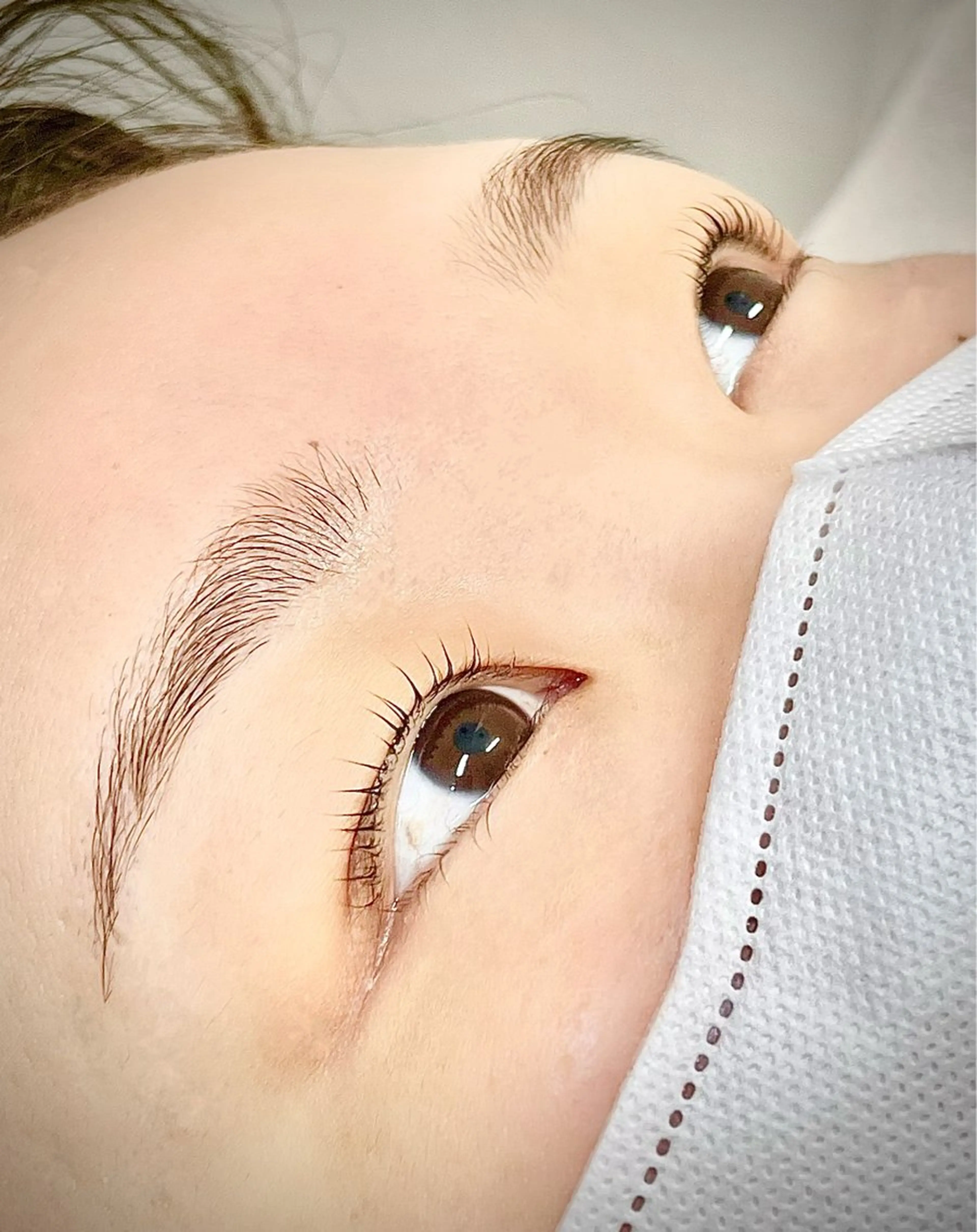 【2週間限定】🌟垢抜け🌟まつ毛パーマ×眉毛wax🫧仕上げのトリートメント付き（マツパ）🫧メイク付き（眉毛wax）の写真