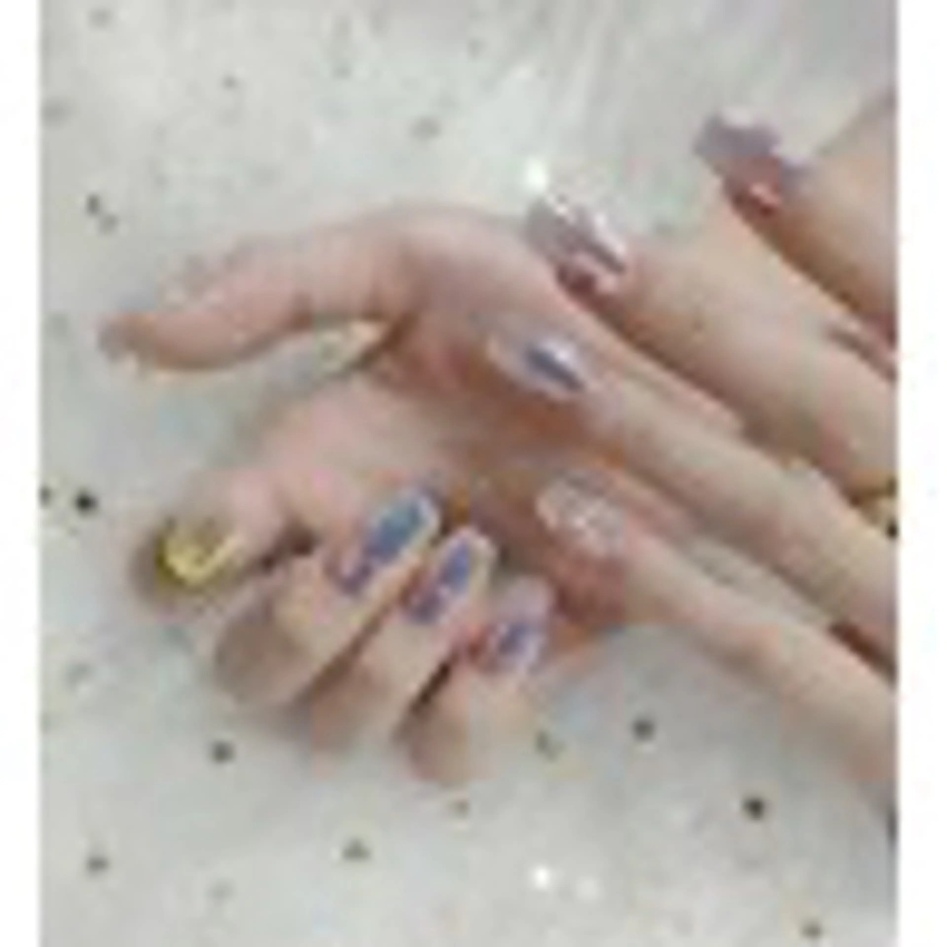 ネイル ハンドネイル S nail salon所属・Vi Viネイル サロンのマツエク・マツパデザイン