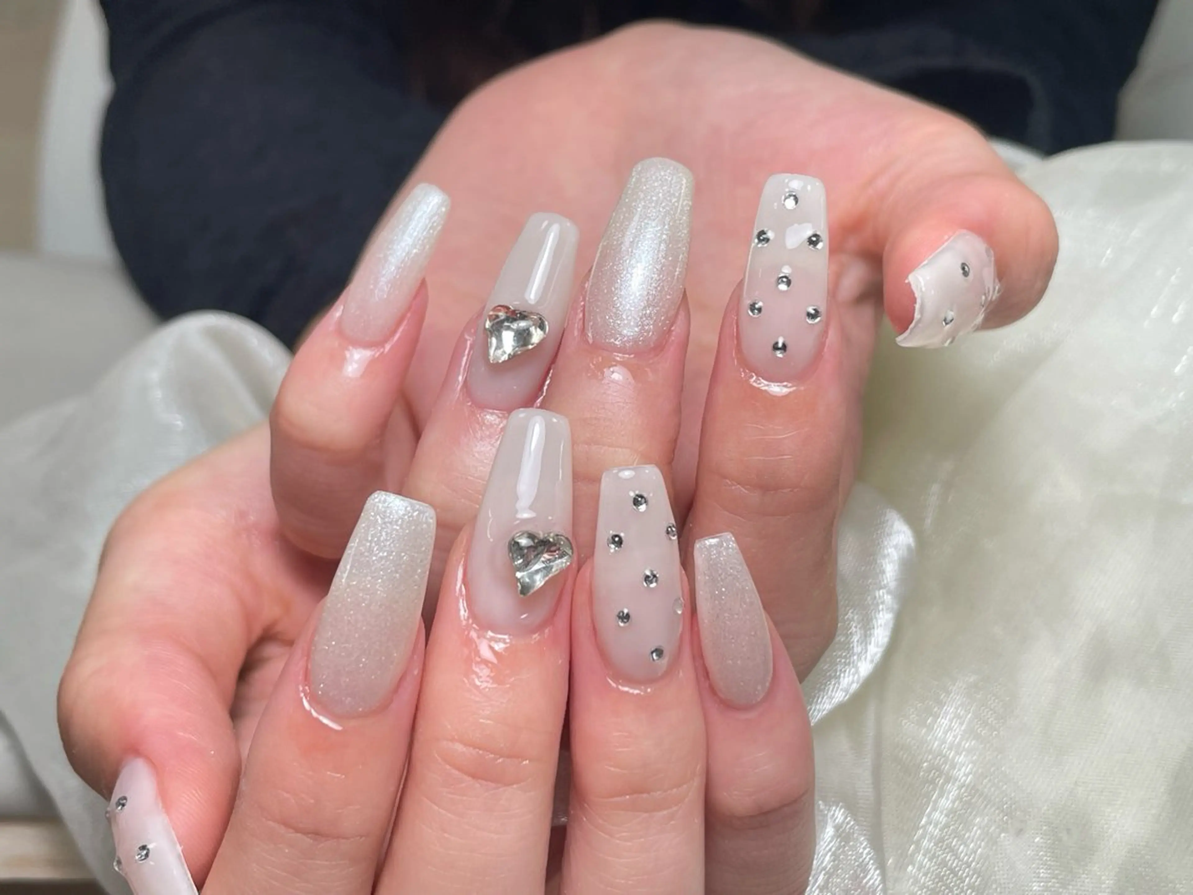 ネイル ハンドネイル Maggie 🎀ネイル❤️イイのネイルデザイン