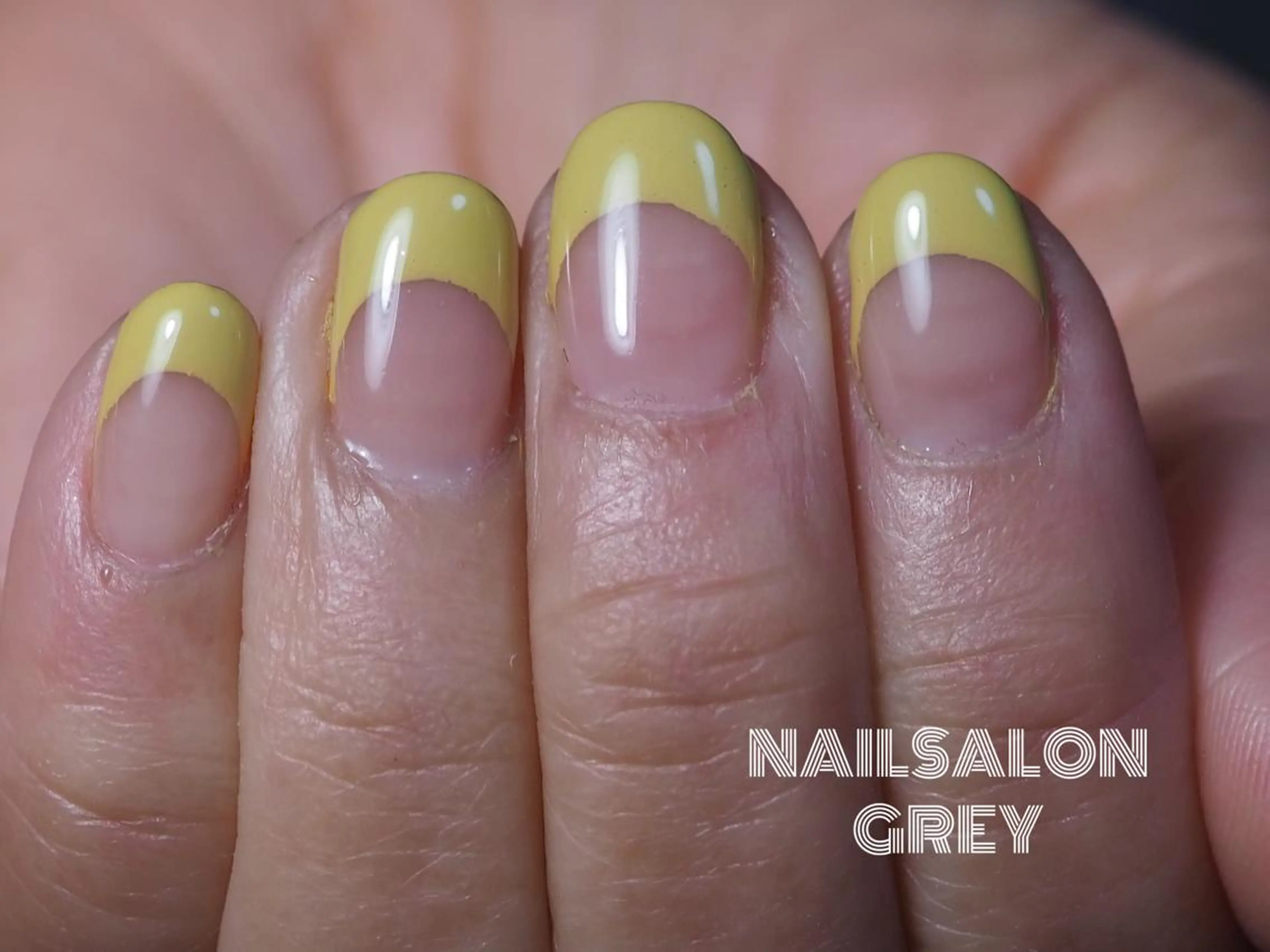 ネイル 【GREY】 TAIRAのネイルデザイン