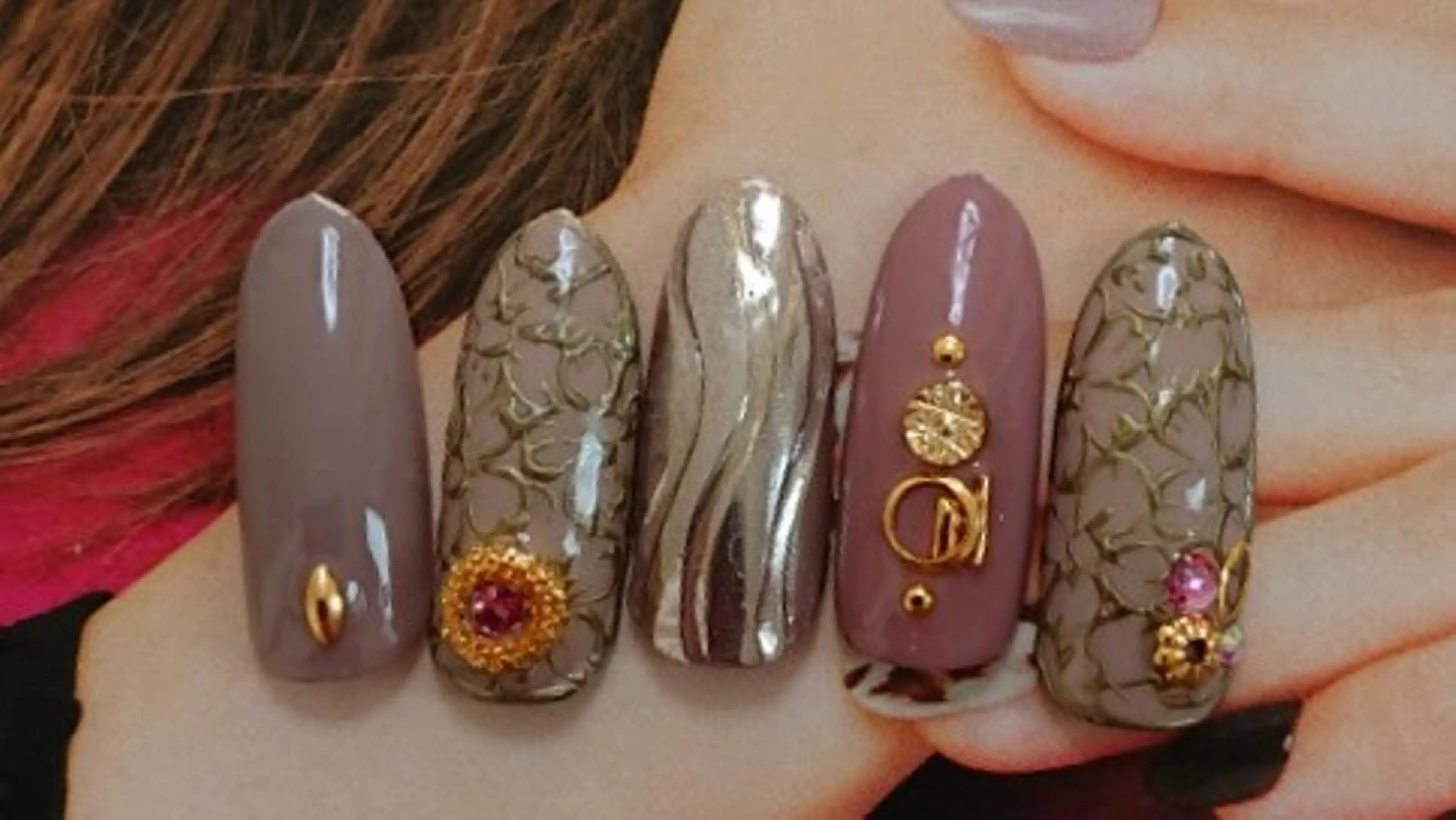 ネイル 小顔と腸の専門店 ラクーラビューティのエステ・リラクイメージ