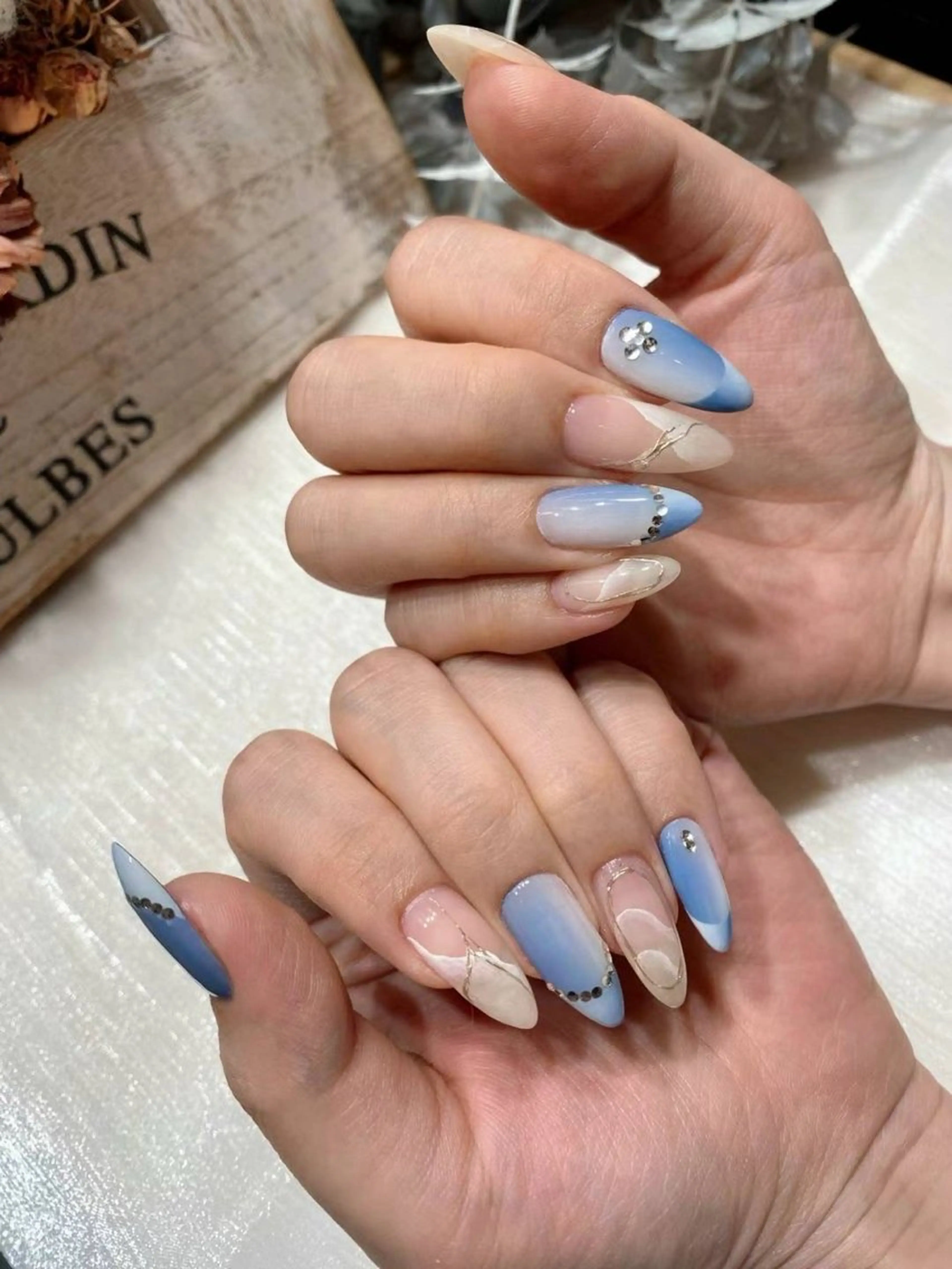 ネイル アートネイル フラワーネイル フットネイル フレンチネイル ジェルネイル Babarla Nailのネイルデザイン