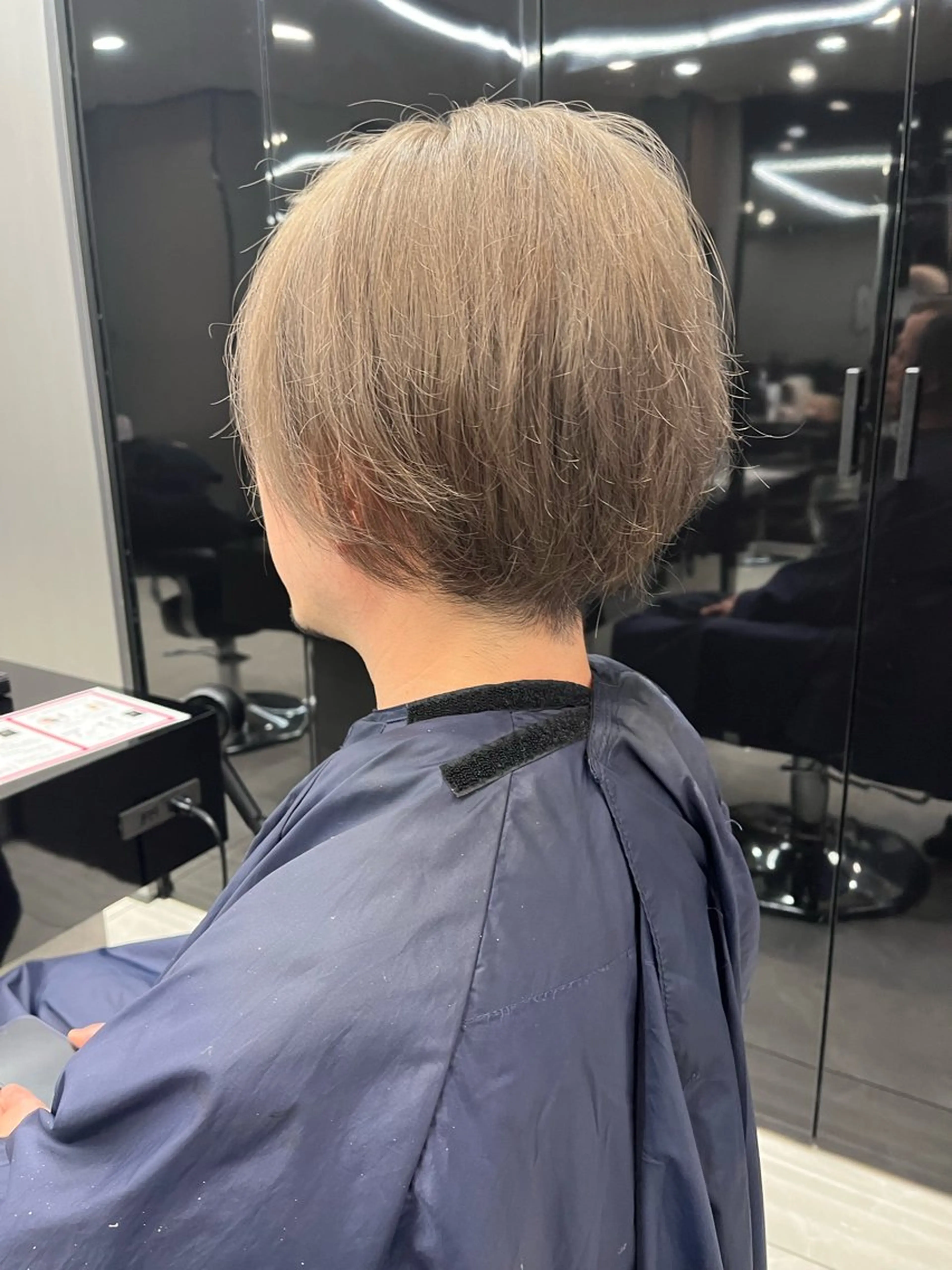 カラー メンズ メンズブリーチ ベージュカラー ブリーチ ioeわかめようじ/ 縮毛矯正/髪質改善のヘアスタイル
