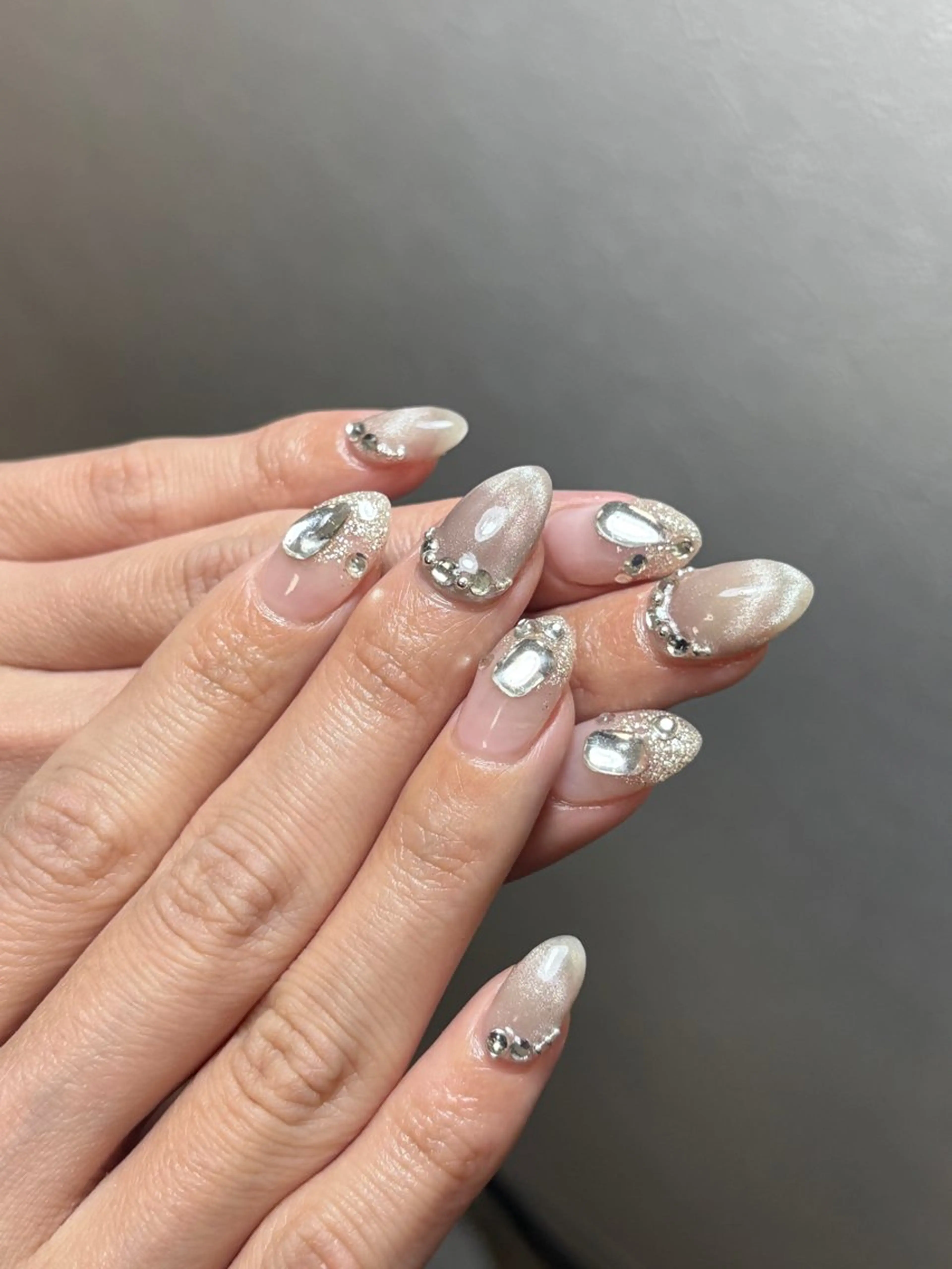 ネイル ハンドネイル 鈴木 紅雲のネイルデザイン