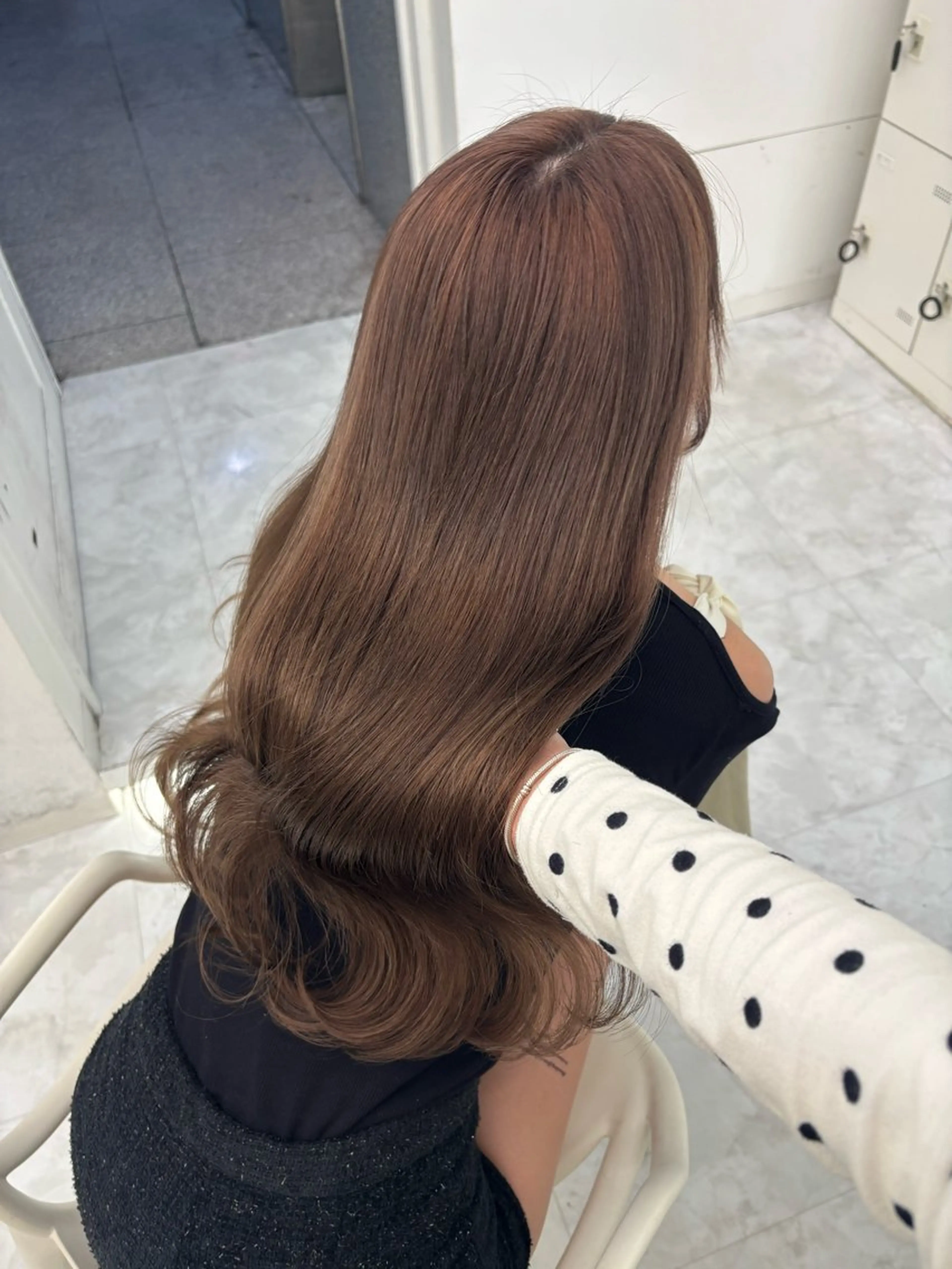 ロング ヘアカラー トリートメント Wカラー/暖色/べ ージュりく©︎🐝のヘアスタイル