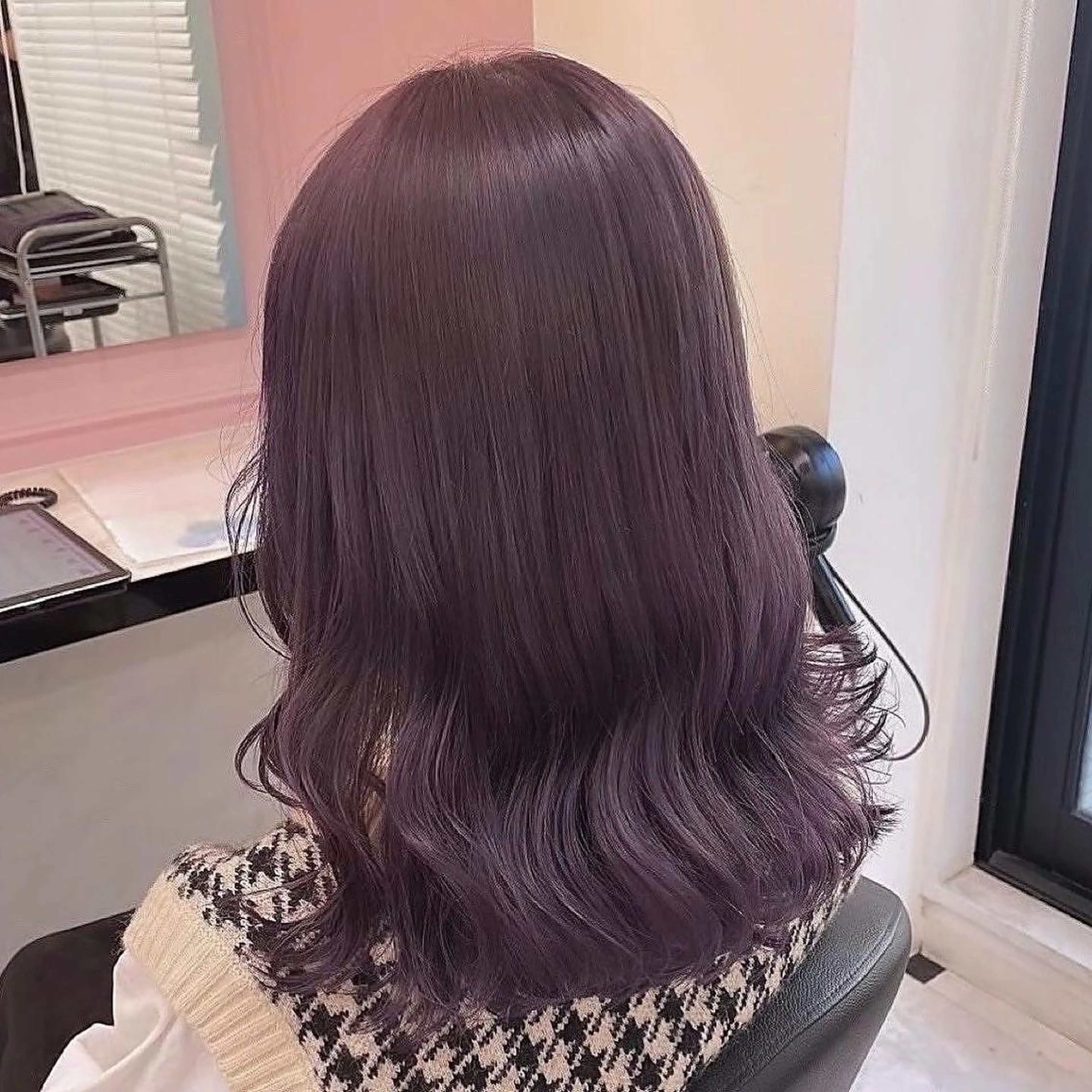 ミディアム 透明感ラベンダー💗 SHOのヘアスタイル