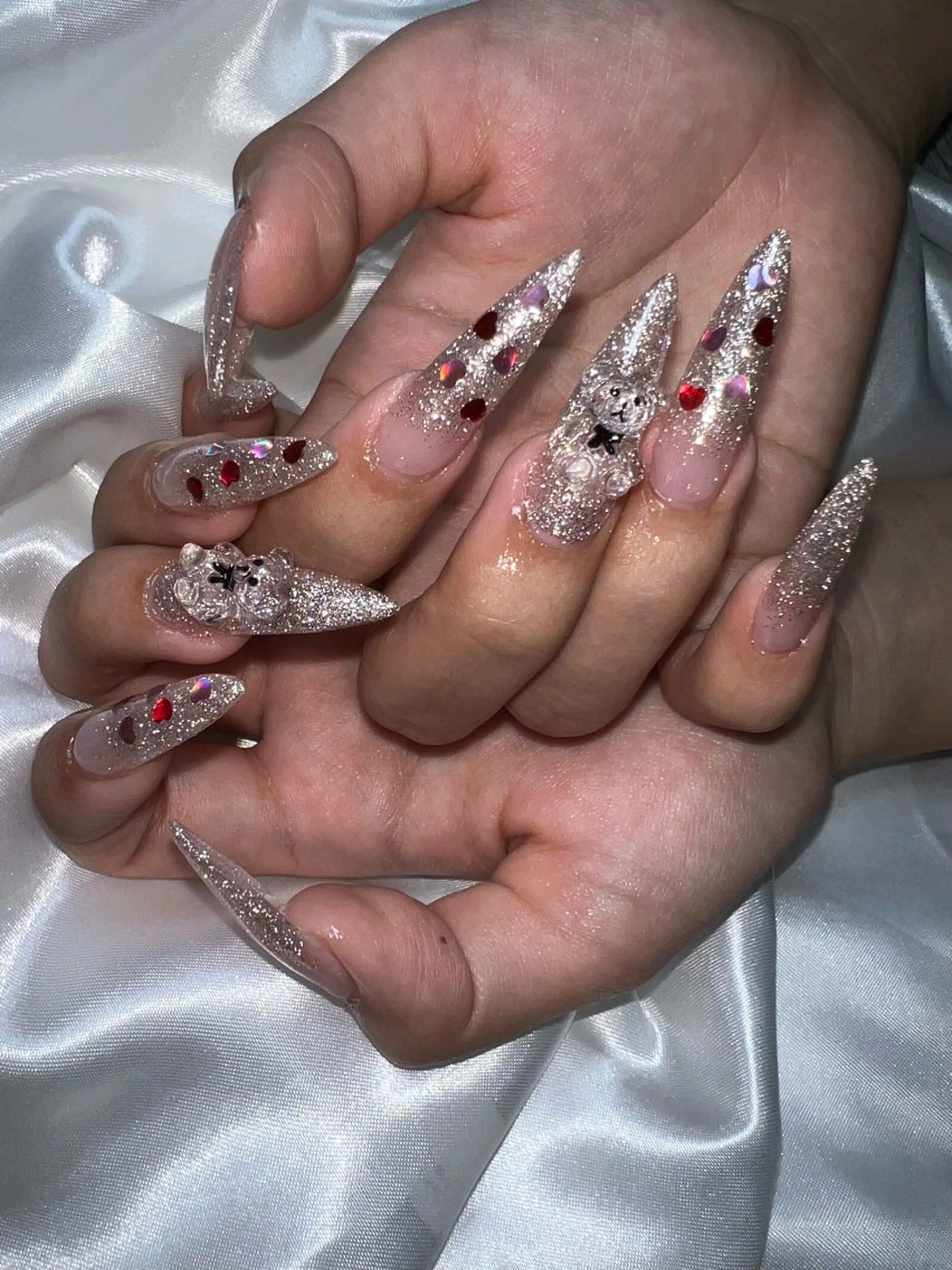 ネイル フラッシュネイル バレンタイン ハンドネイル Ruana Nailのネイルデザイン