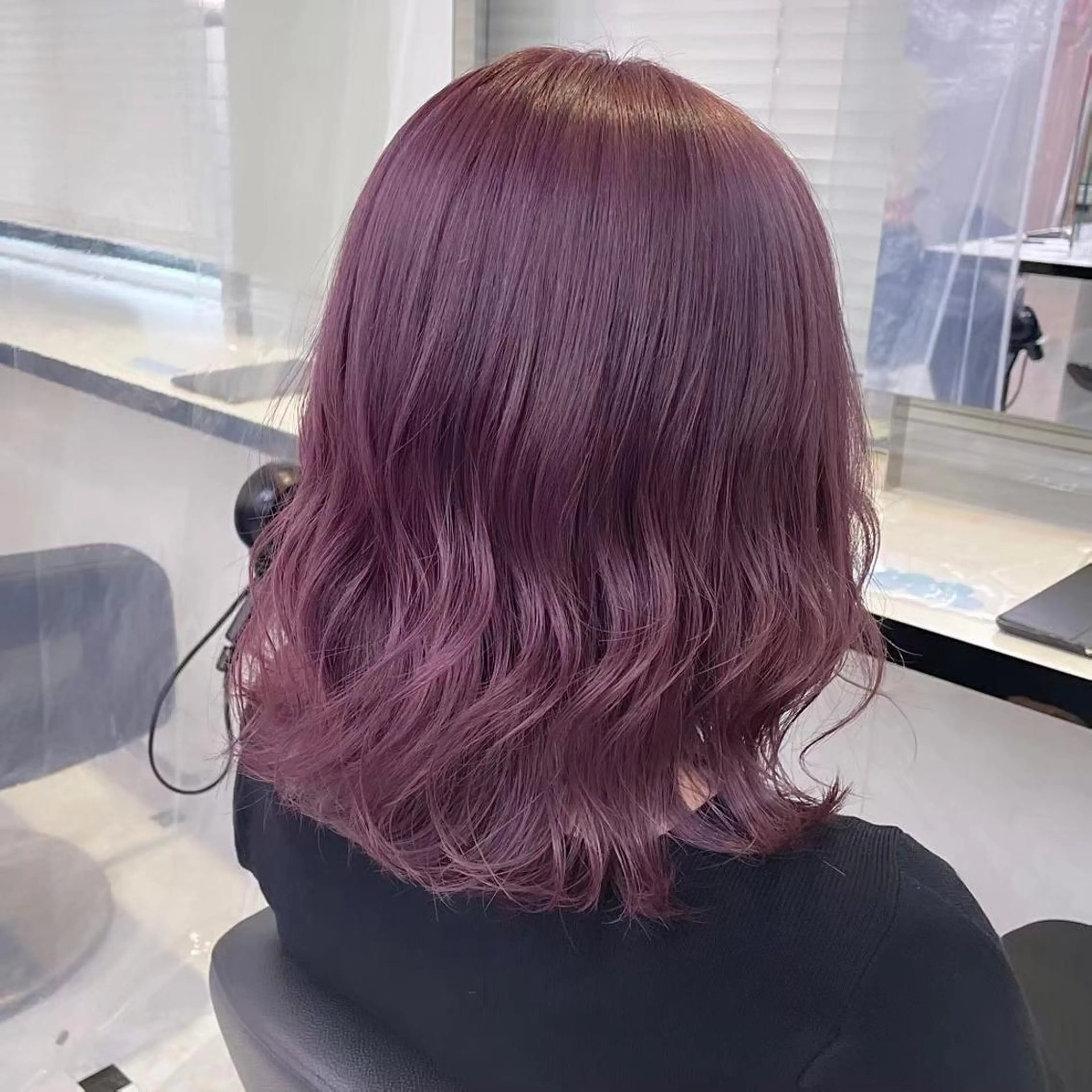 ミディアム カラー ケアブリーチ 韓国レイヤーKYONのヘアスタイル