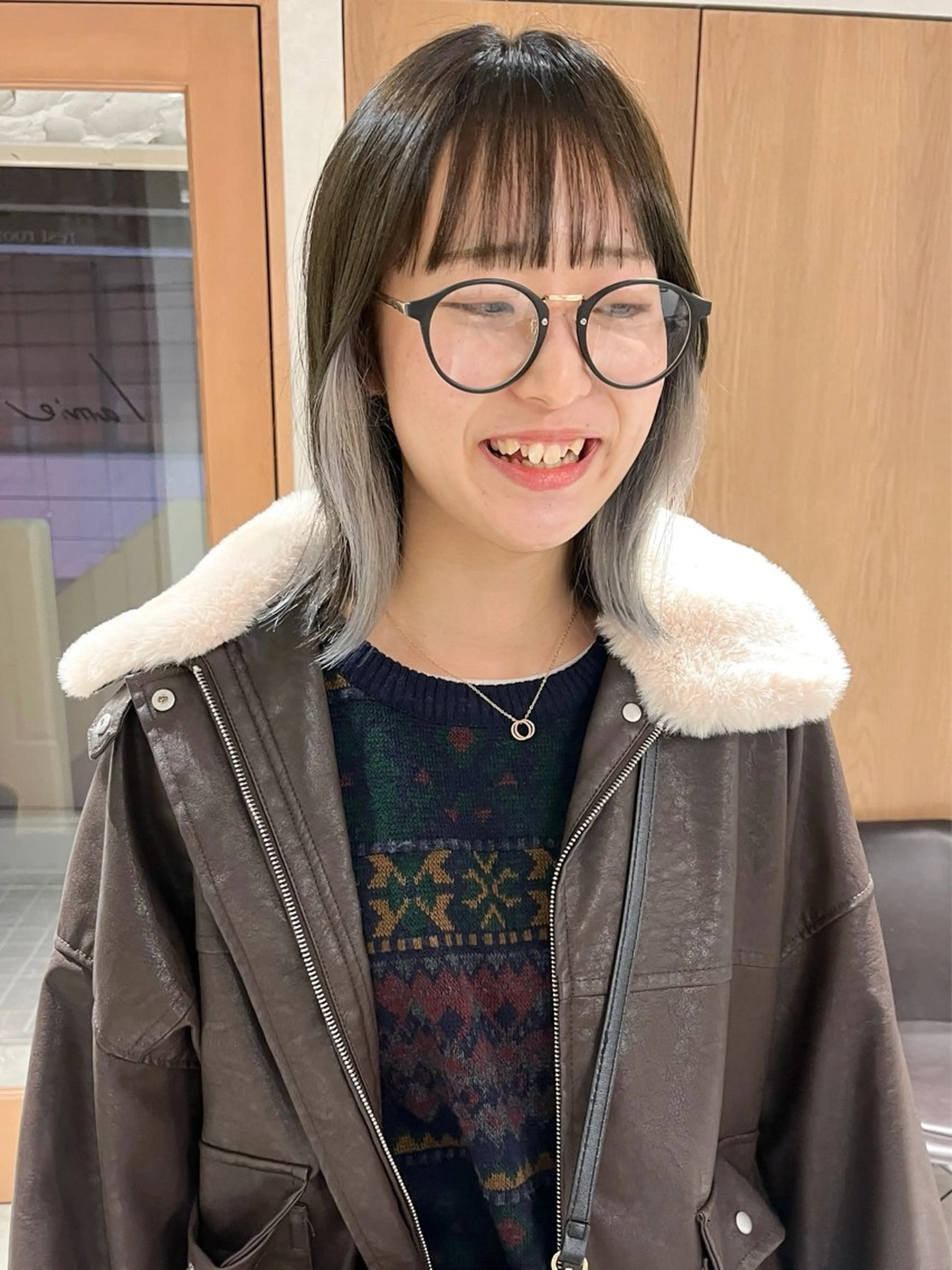 ミディアム カラー カット ヘアカラー 似合わせぷつっとボブ 縮毛矯正 久保田彩菜のヘアスタイル