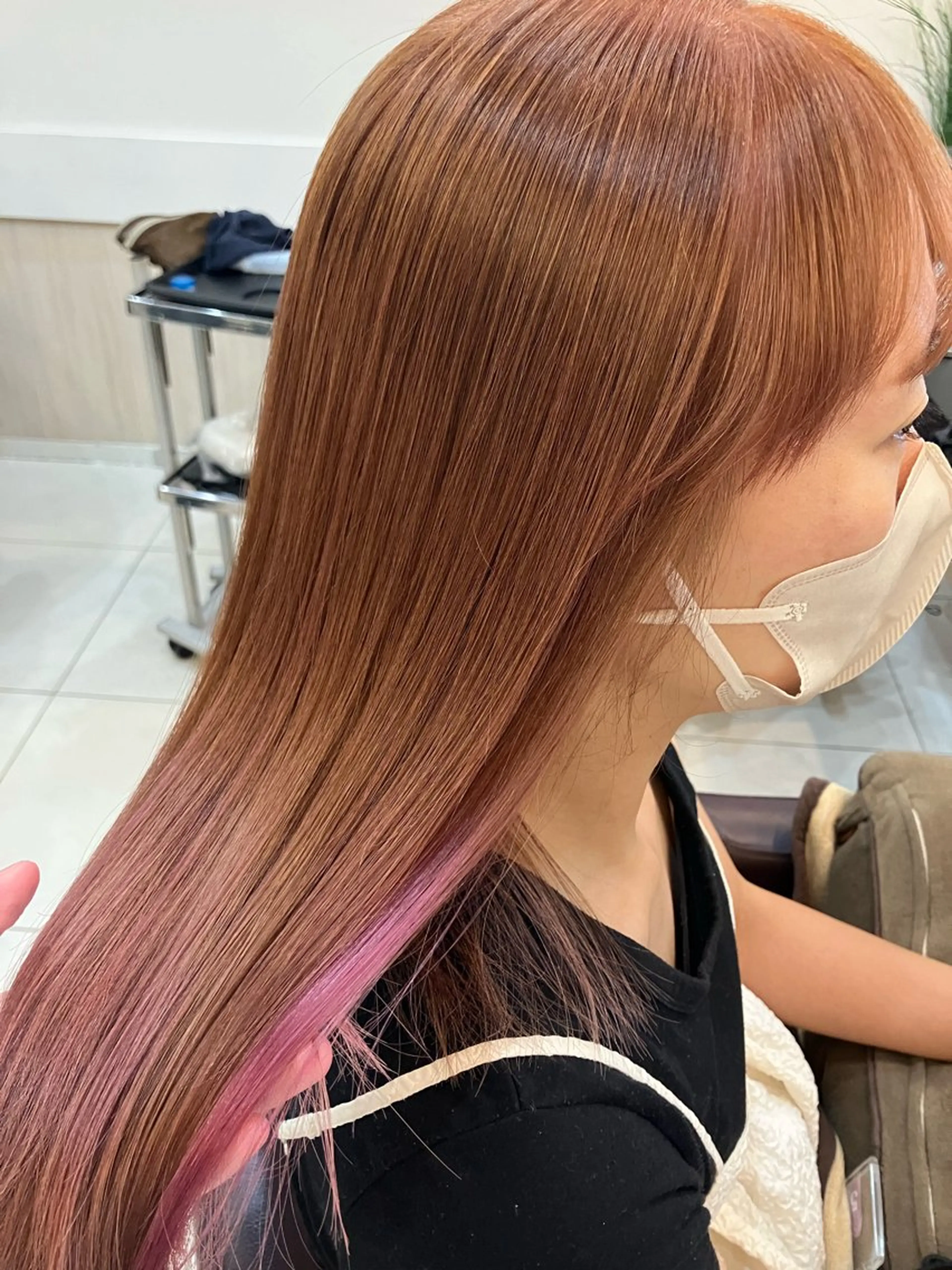 セミロング ヘアカラー yukari 艶髪ヘアのヘアスタイル
