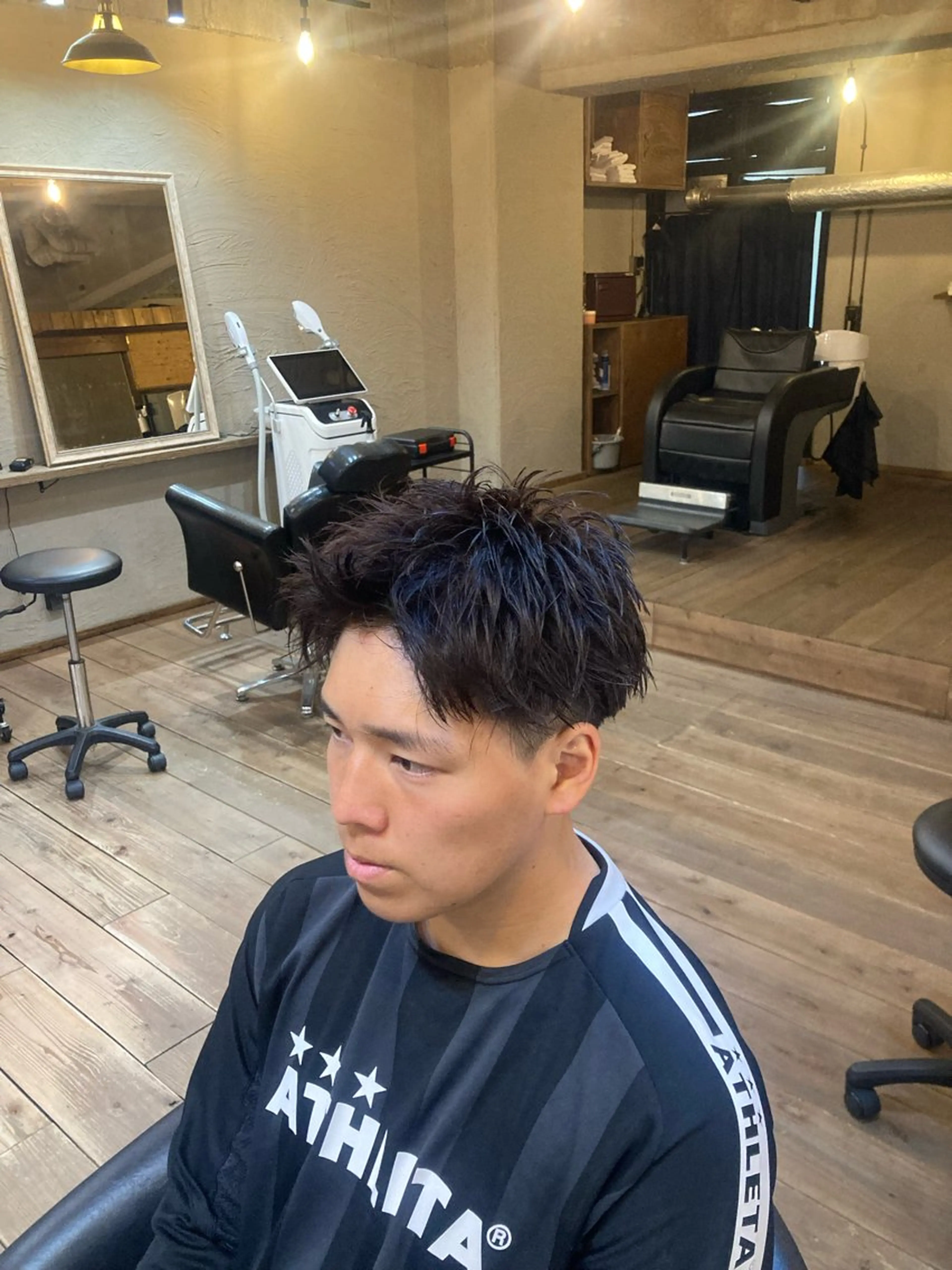 ショート カット ヘアカラー 松原 亜琉のヘアスタイル