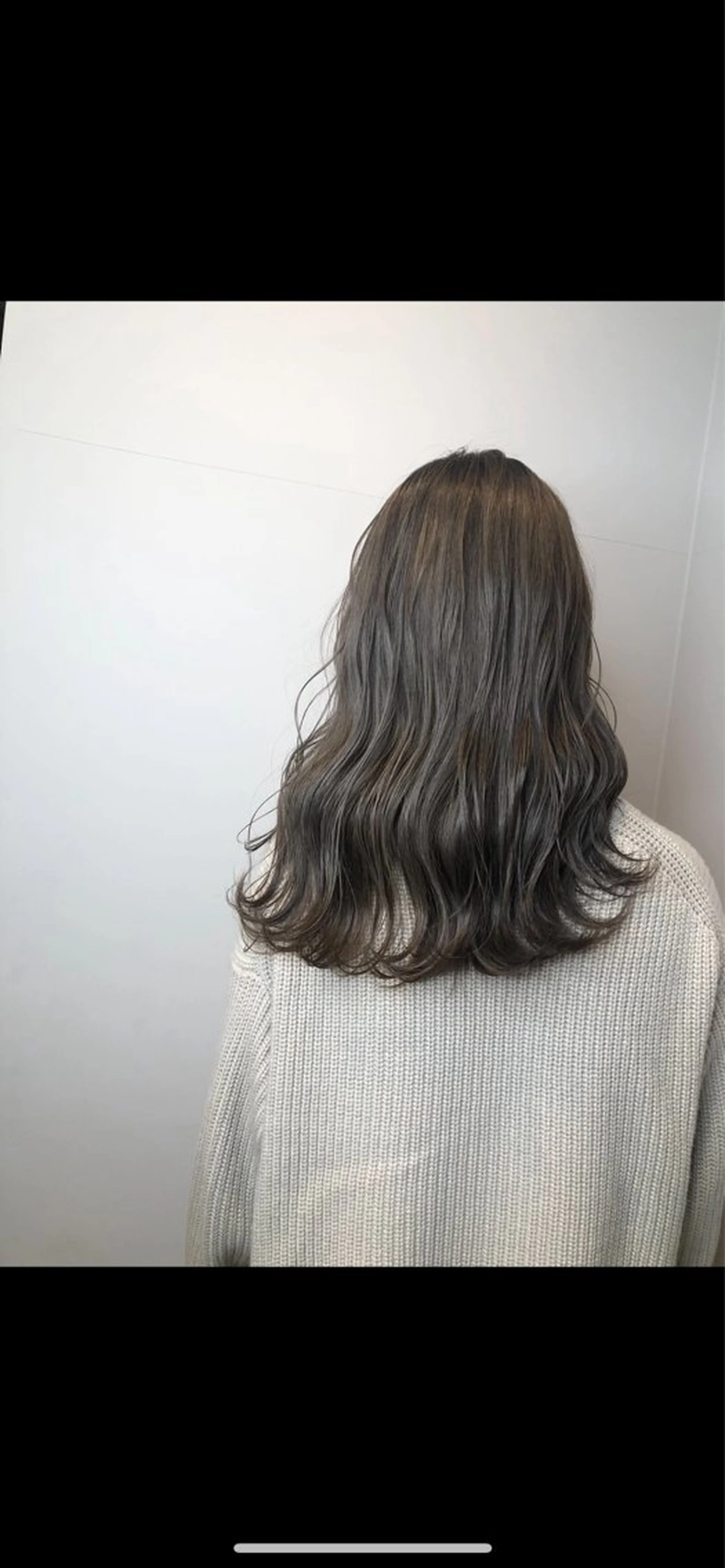 ミディアム カラー バレイヤージュ イヤリングカラー グラデーションカラー ハイライトカラー ハイトーンカラー ヘアカラー ブリーチ👩‍🦳/ ‪✂︎MANAMIのヘアスタイル