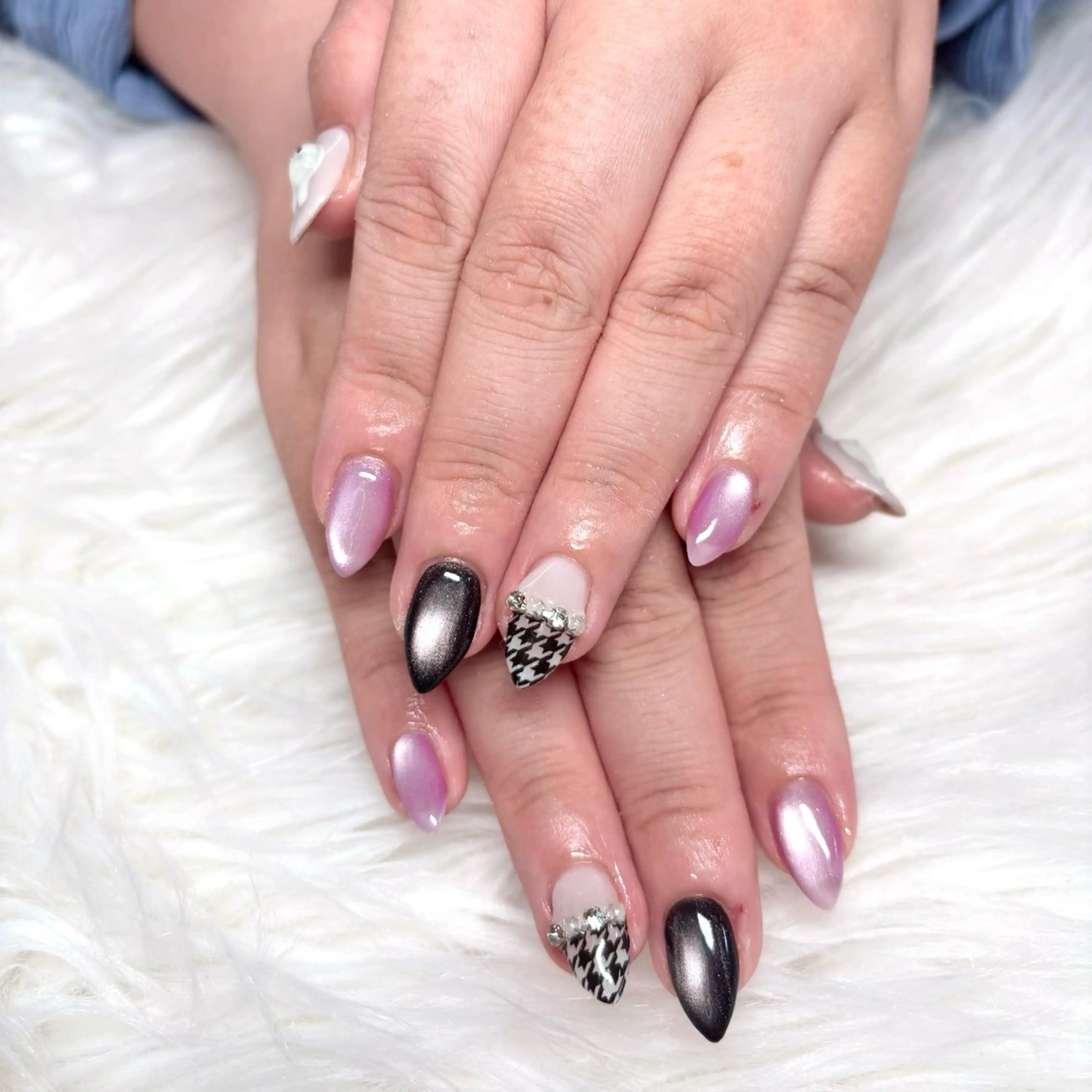 ネイル アートネイル キラキラネイル マグネットネイル ハンドネイル Noix nailのネイルデザイン