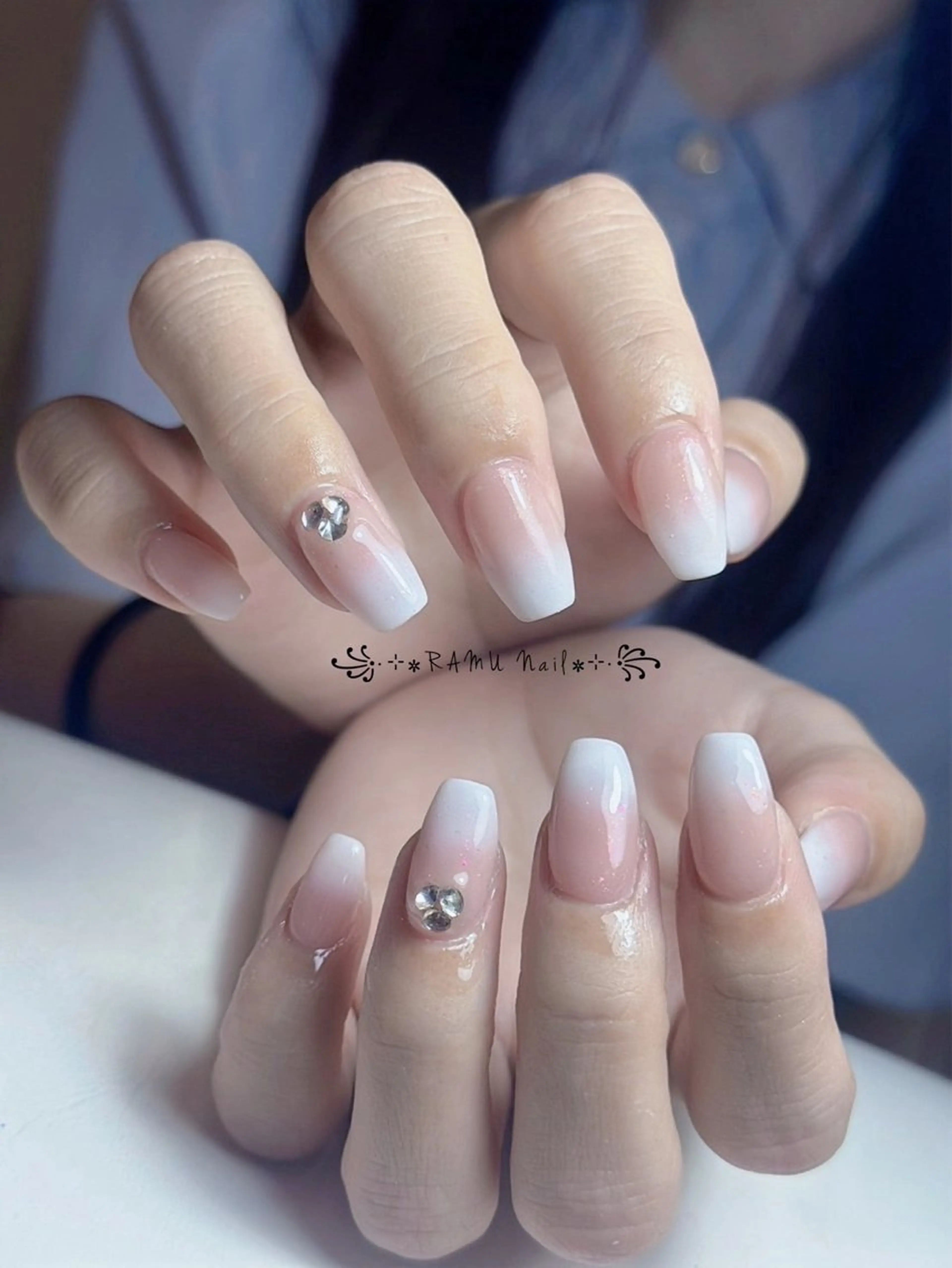ネイル キラキラネイル マグネットネイル ミラーネイル ピンク 夏ネイル ハンドネイル RAMU Nail 恵比寿店のネイルデザイン