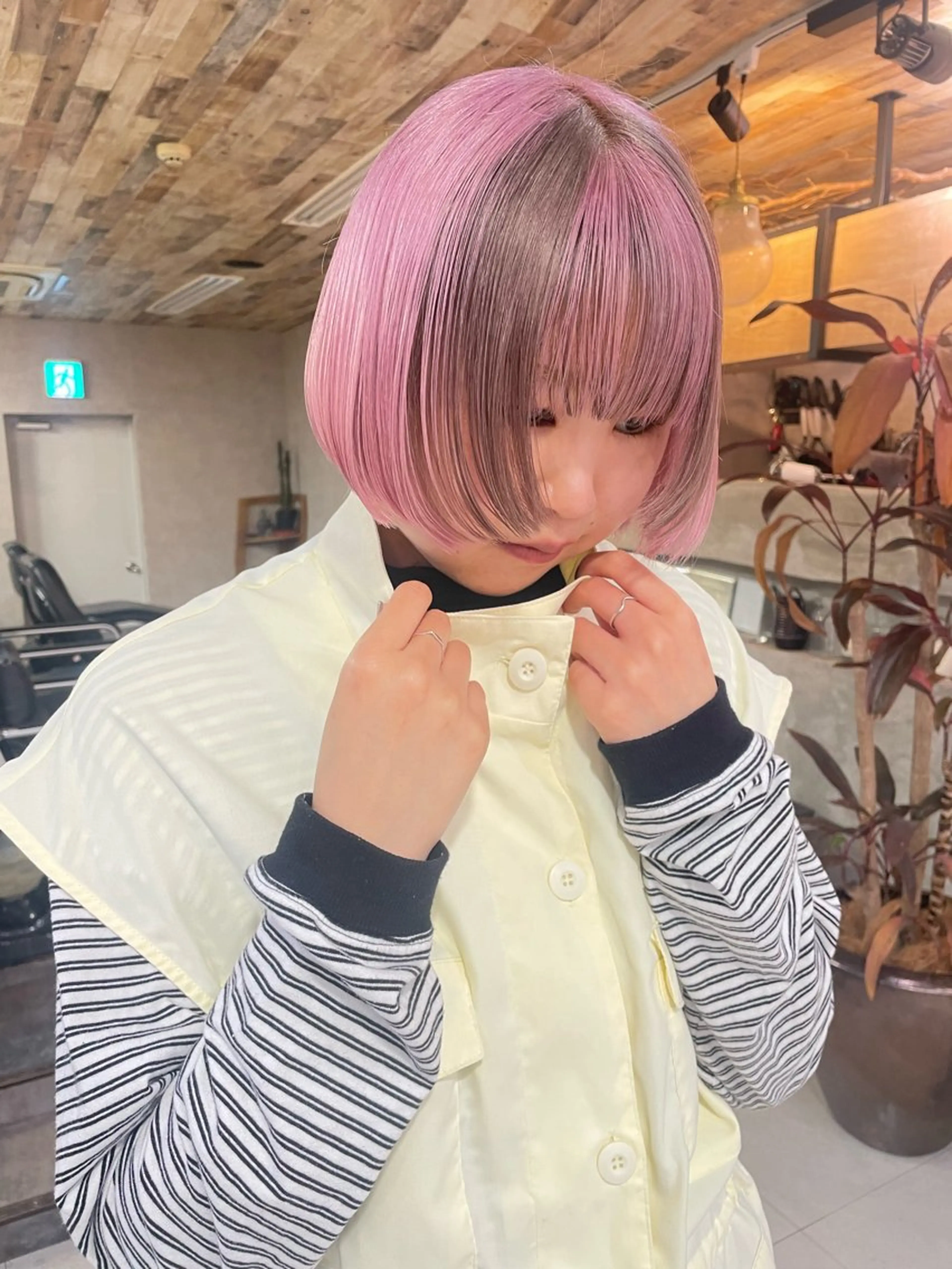 ミディアム カラー ブラウンカラー デザインカラー ピンクカラー ボブ 💍絶対に可愛く💍 履歴修正SAKI🐰のヘアスタイル